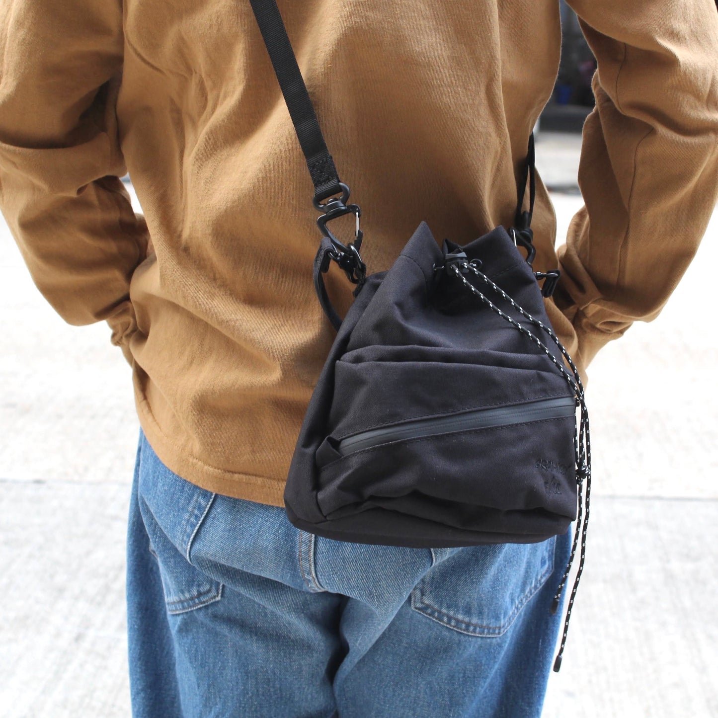 GRAMICCI by F/CE -
2WAY DRAWSTRING BAG