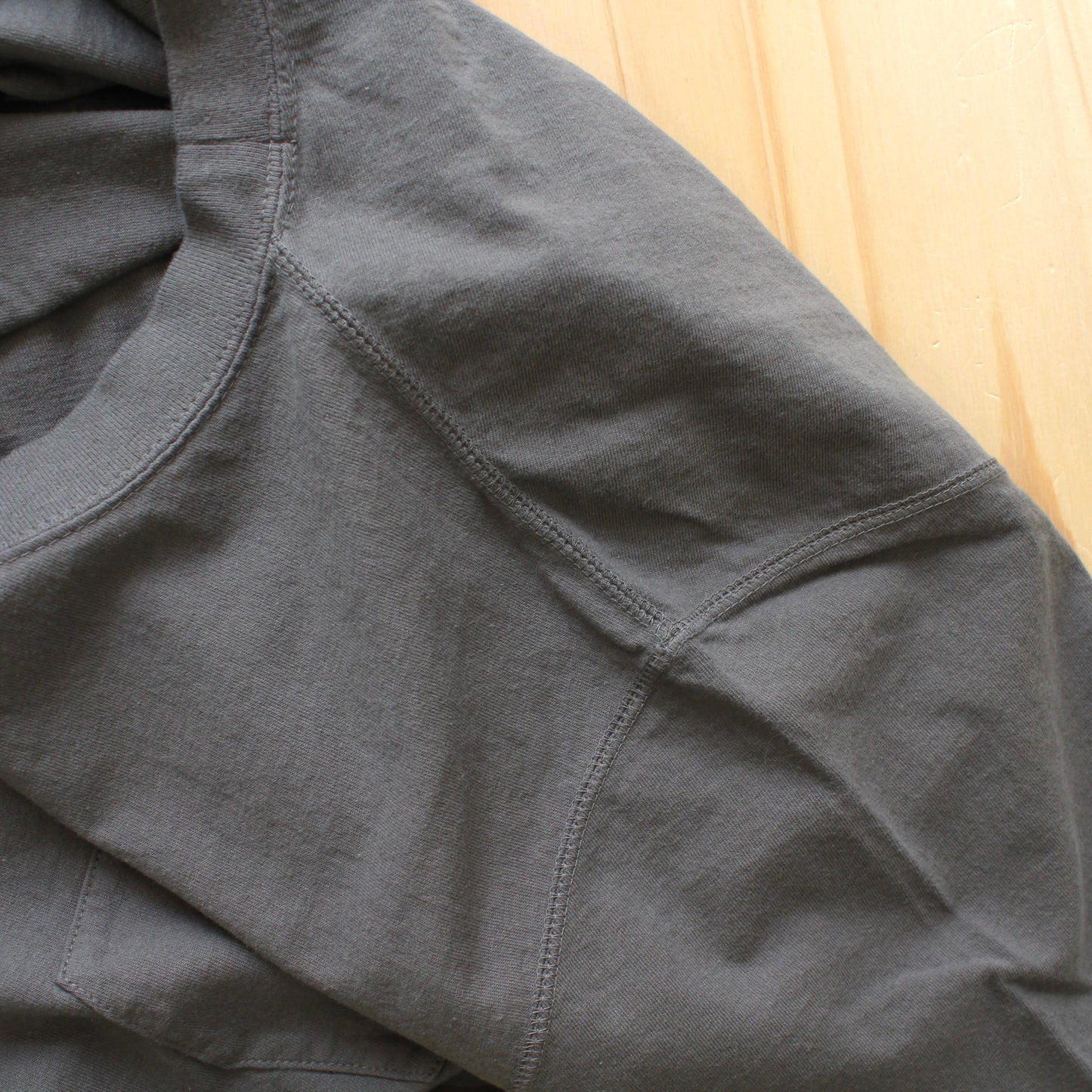 FELCO - 7oz 18SINGLE L/S INVERSE WEAVE POCKET TEE