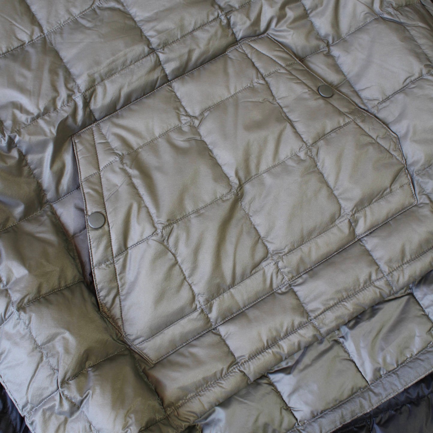 GRAMICCI × TAION
 INNER DOWN PULLOVER JACKET