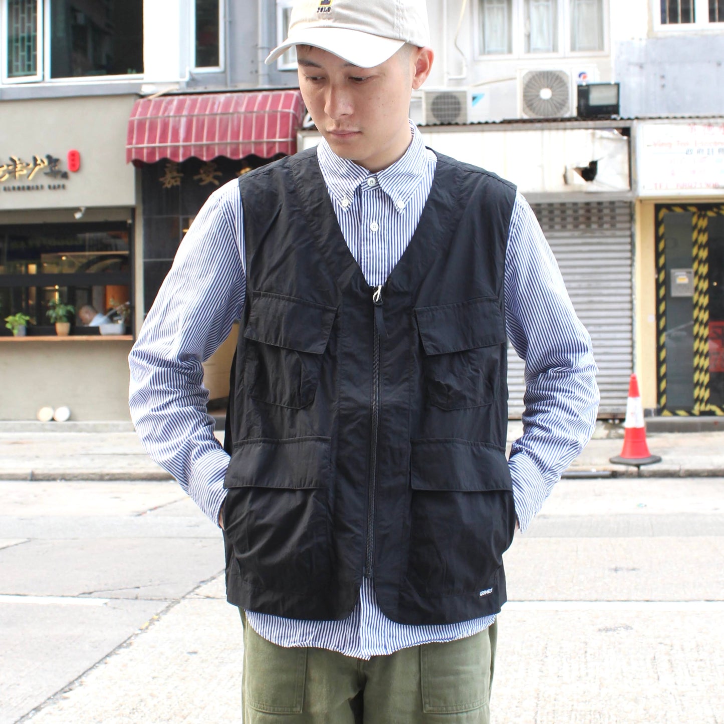 GRAMICCI -
BRUSHED NYLON VEST