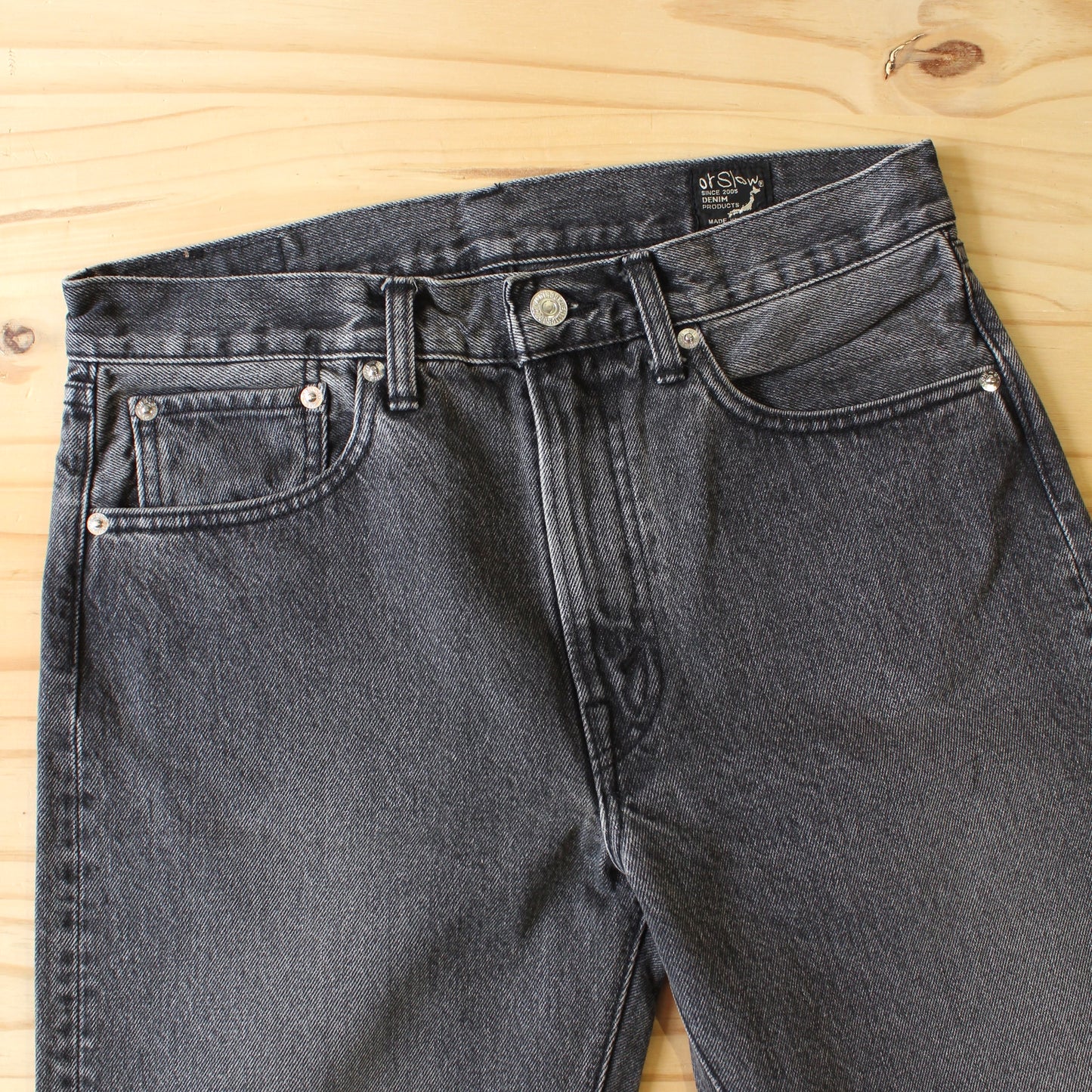 Or Slow - 107 IVY FIT BLACK (DENIM
STONE WASH)