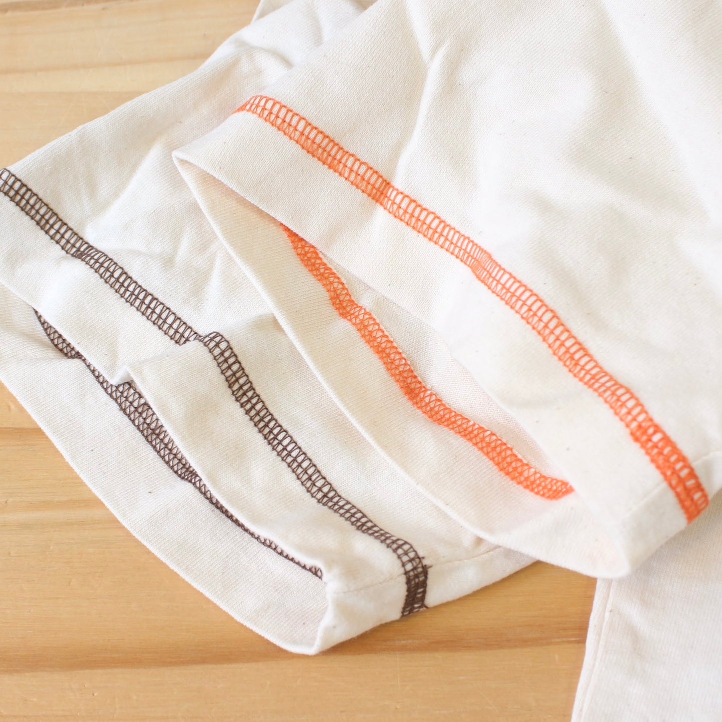 UNIVERSAL OVERALL -
KINARI LOOSE FIT
WIDE BODY HEAVYWEIGHT PACK TEE