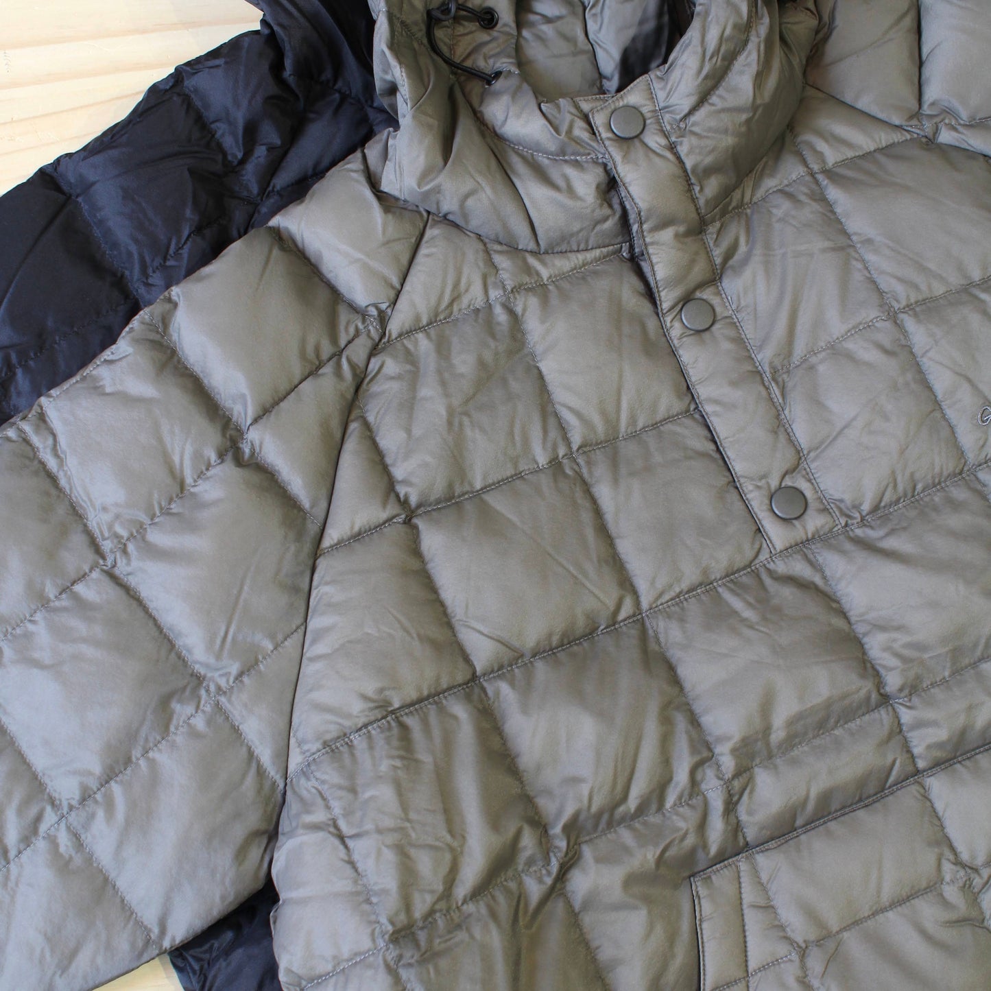 GRAMICCI × TAION
 INNER DOWN PULLOVER JACKET