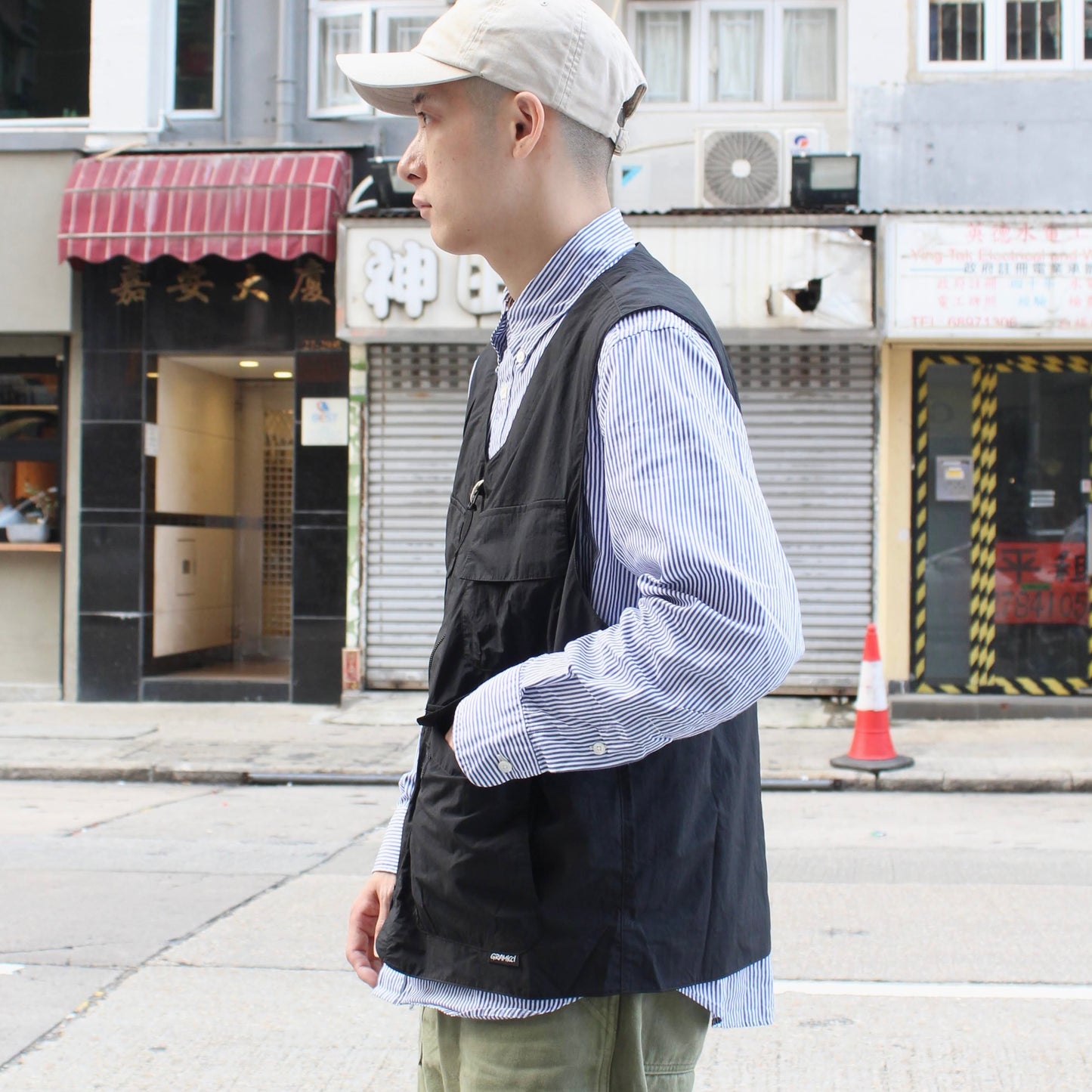 GRAMICCI -
BRUSHED NYLON VEST