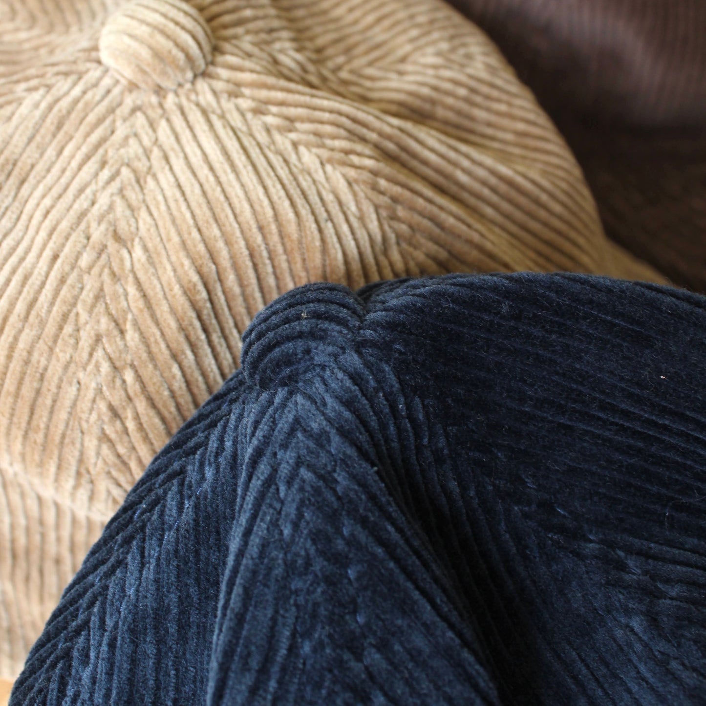 HIGHER - 8wel CORDUROY CAP