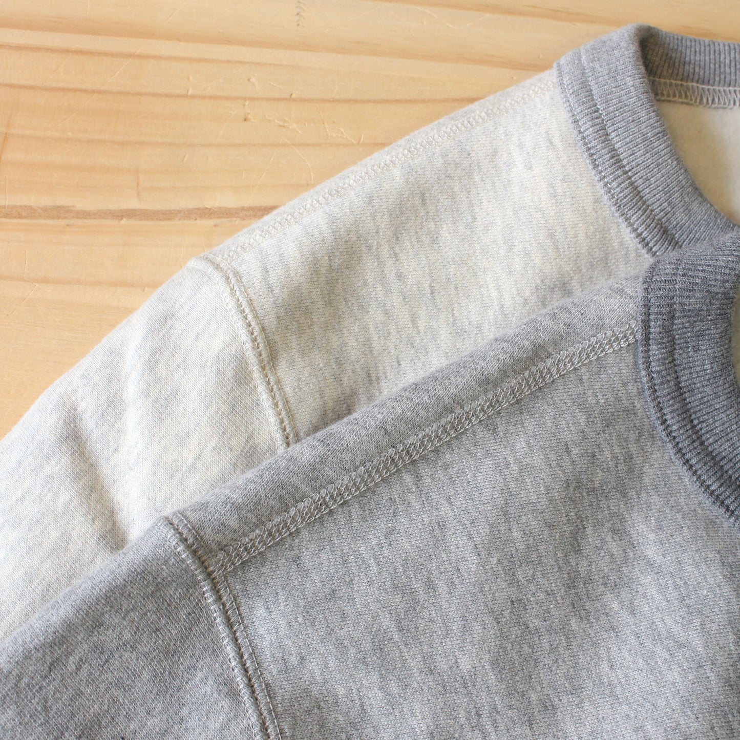 REDWOOD CLASSICS -
ROBSON CREWNECK SWEAT