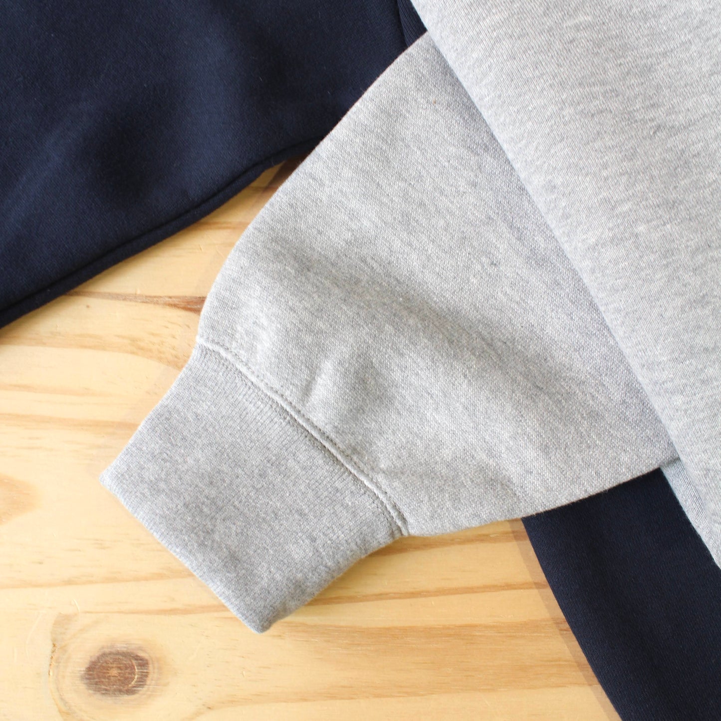 AheHee - HEAVYWEIGHT HENLEY NECK SWEAT
