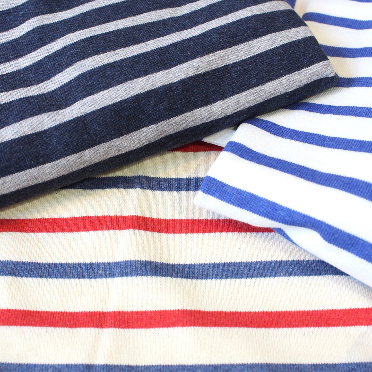 SOGLIA - OPEN END L/S BORDER TEE