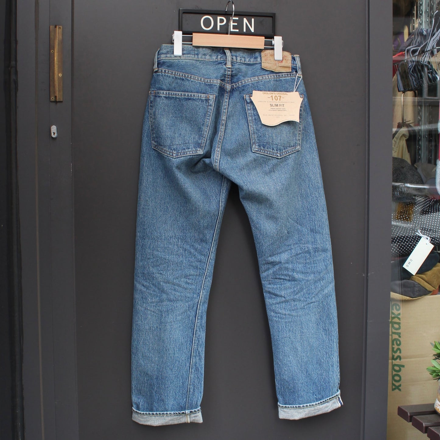 OrSlow -
107 IVY FIT 13.7OZ DENIM SHORT LENGTH
(2YEAR WASH)
