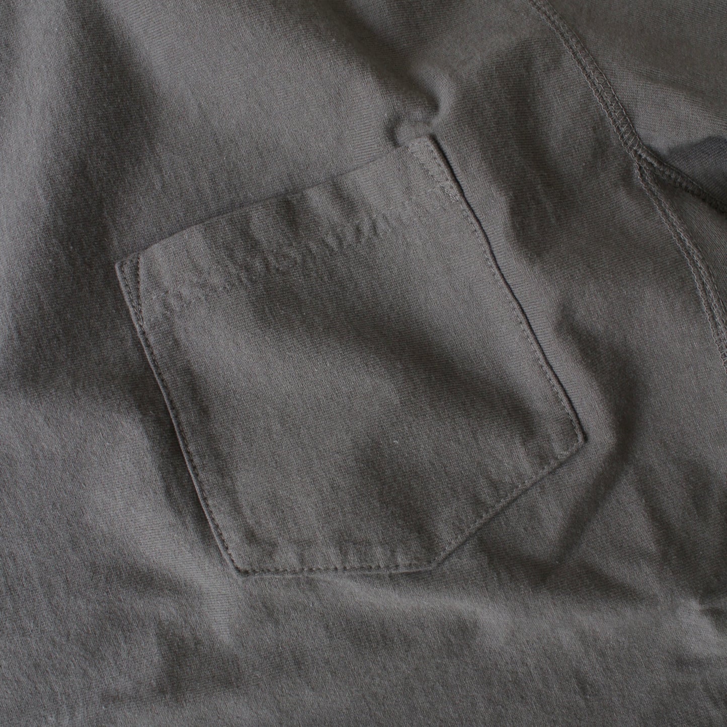 FELCO - 7oz 18SINGLE L/S INVERSE WEAVE POCKET TEE