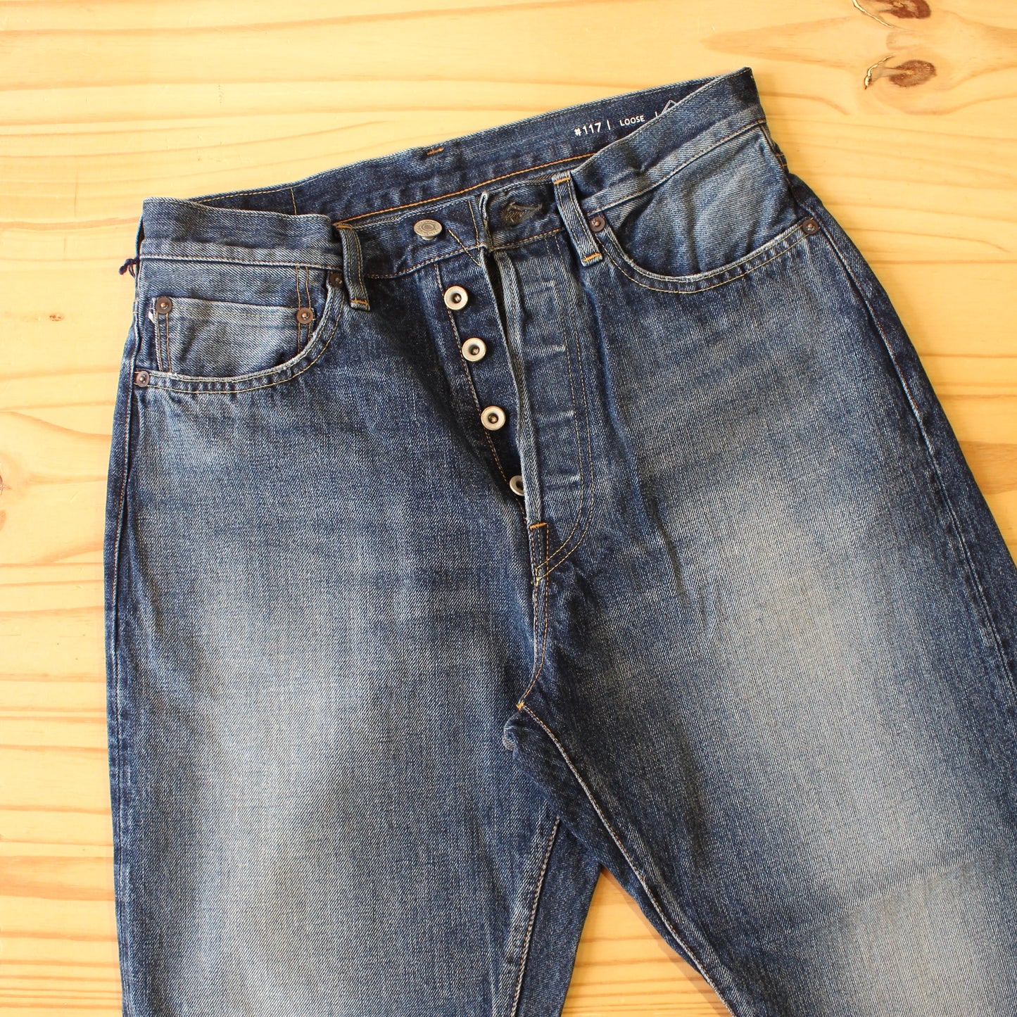 ORDINARY FITS -
117 TYPE LOOSE FIT
(USED WASH)