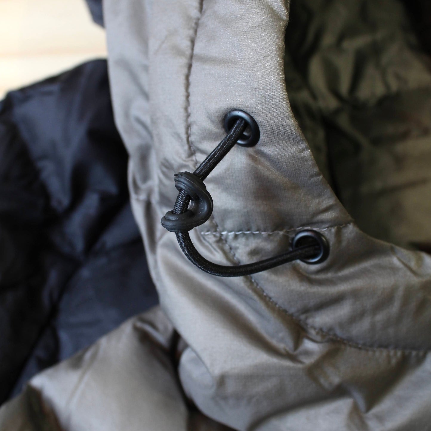 GRAMICCI × TAION
 INNER DOWN PULLOVER JACKET