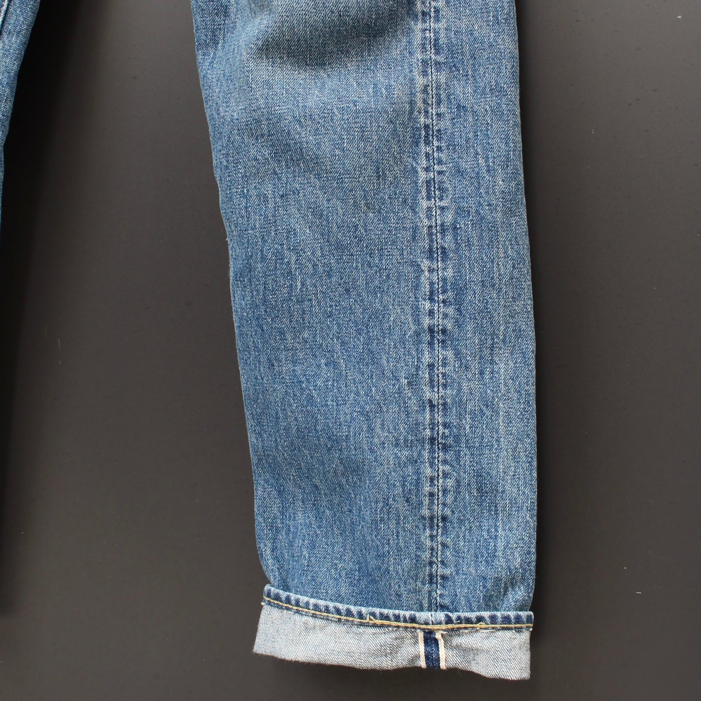 OrSlow -
107 IVY FIT 13.7OZ DENIM SHORT LENGTH
(2YEAR WASH)