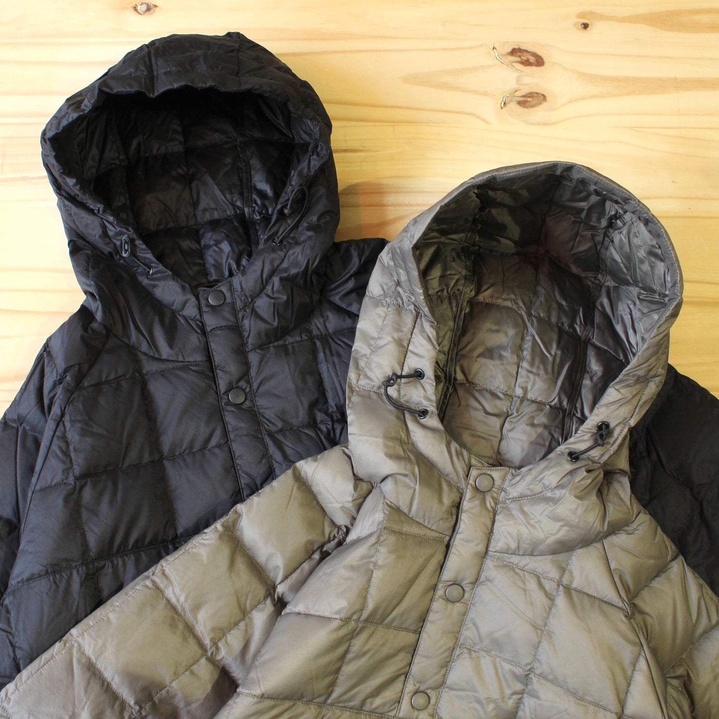 GRAMICCI × TAION
 INNER DOWN PULLOVER JACKET