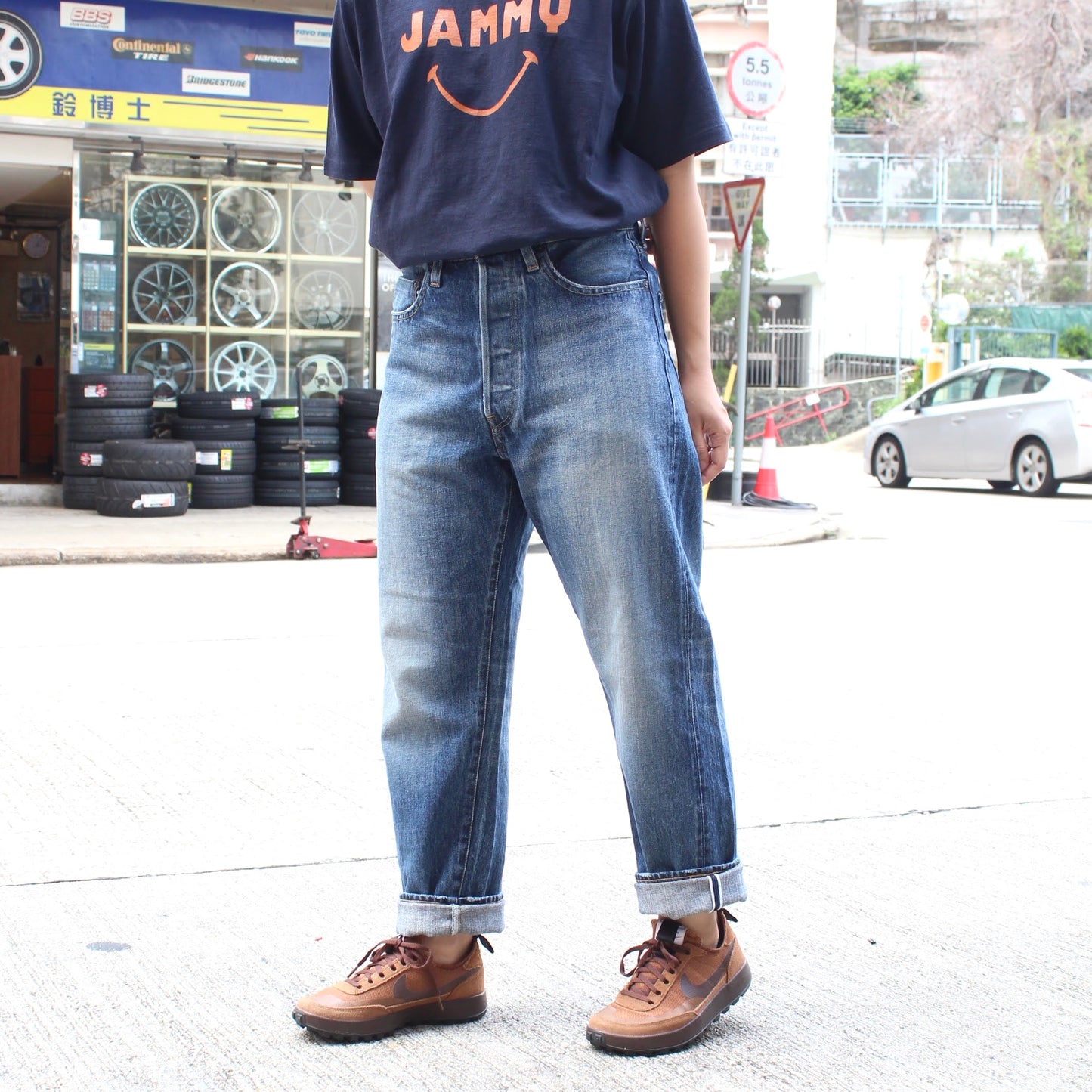 ORDINARY FITS -
117 TYPE LOOSE FIT
(USED WASH)