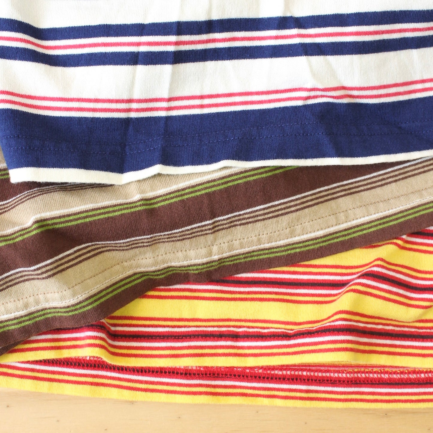 WALLA WALLA SPORT -
STRIPE CREW TEE