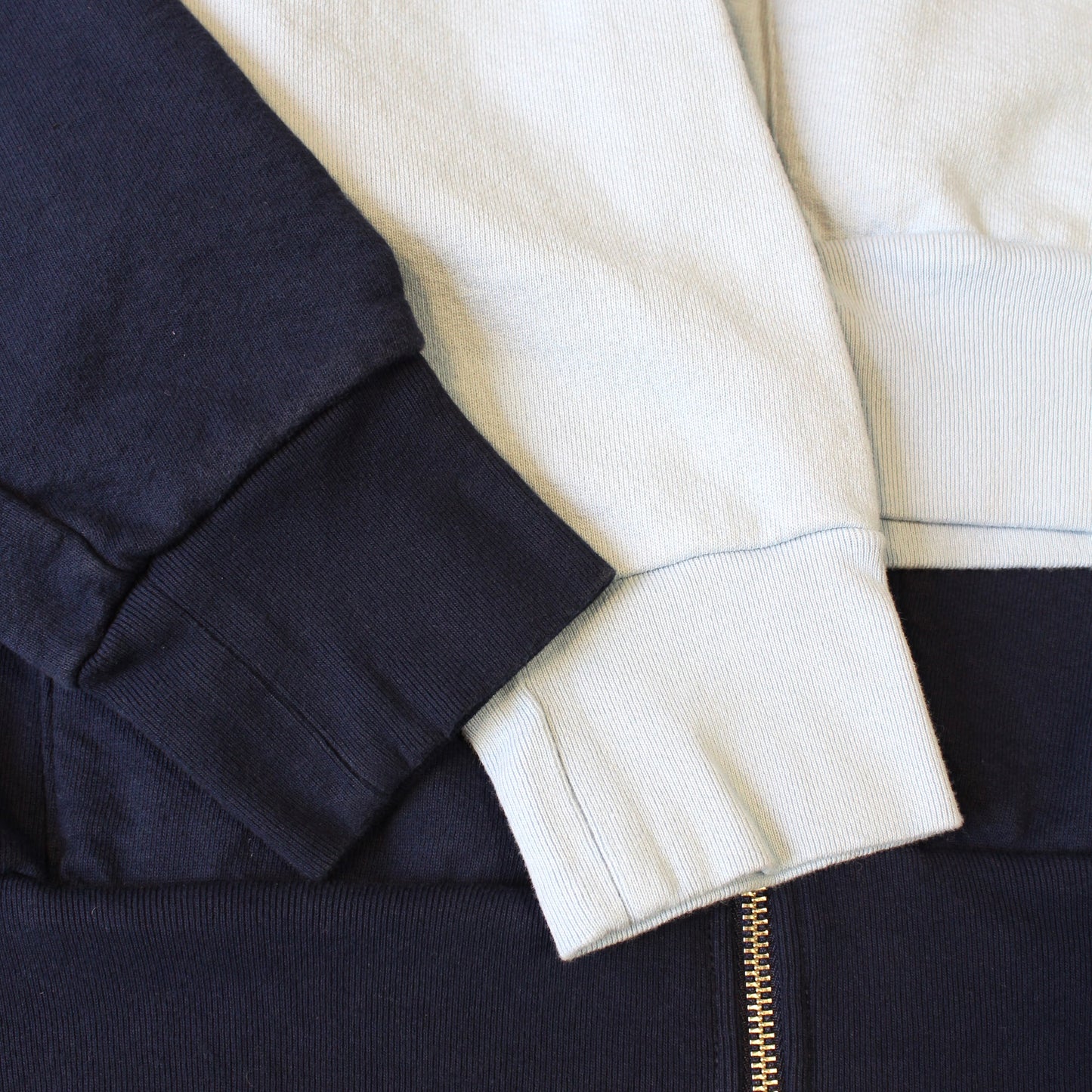 WALLA WALLA SPORT -
13OZ CREW CARDIGAN