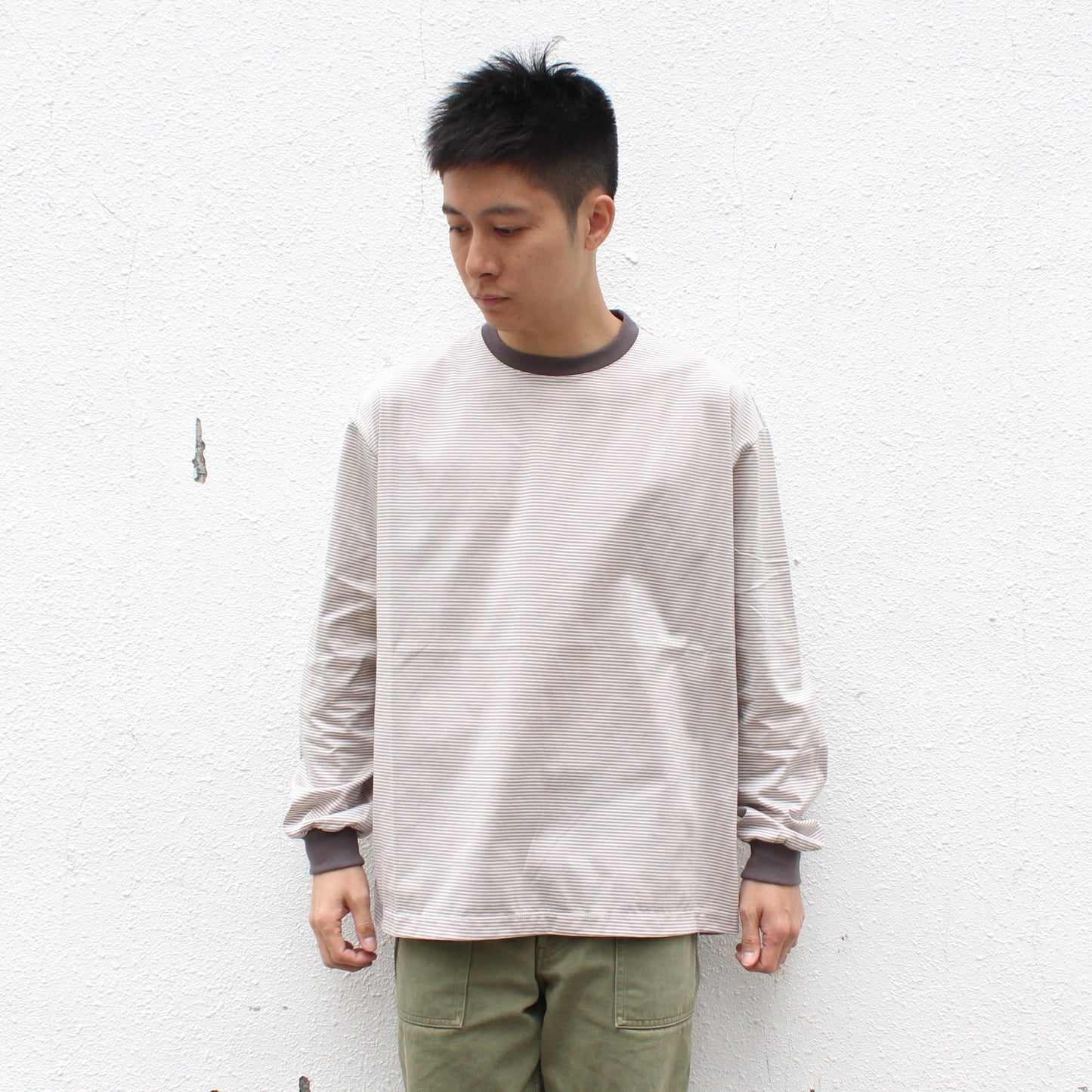 MANUAL ALPHABET -
L/S MINI BORDER WIDE TEE