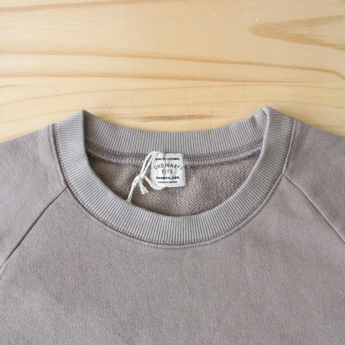 ORDINARY FITS - EDWARD RAGLAN SWEATSHIRT