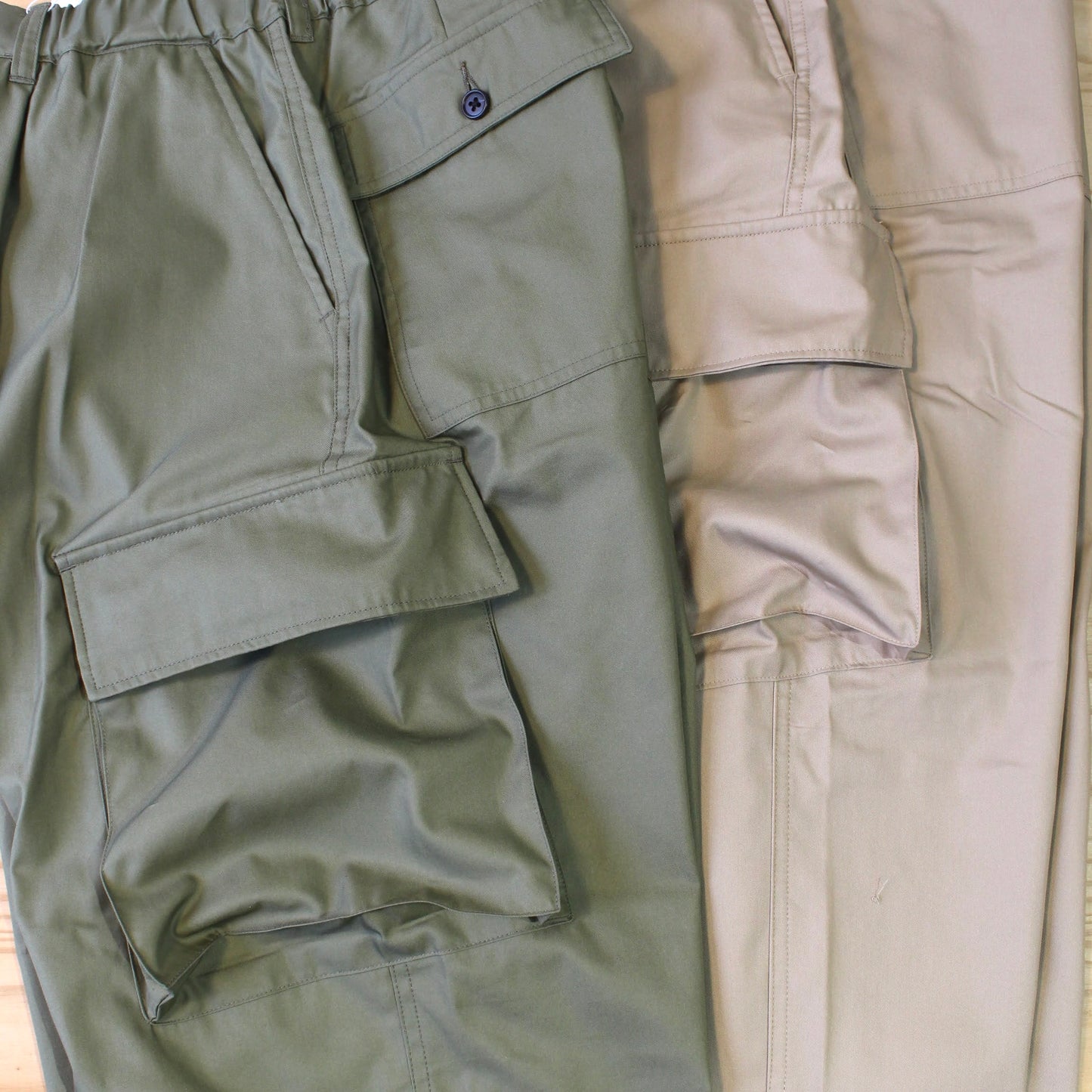 MANUAL ALPHABET -
COTTON NYLON GABARDINE CARGO PANTS