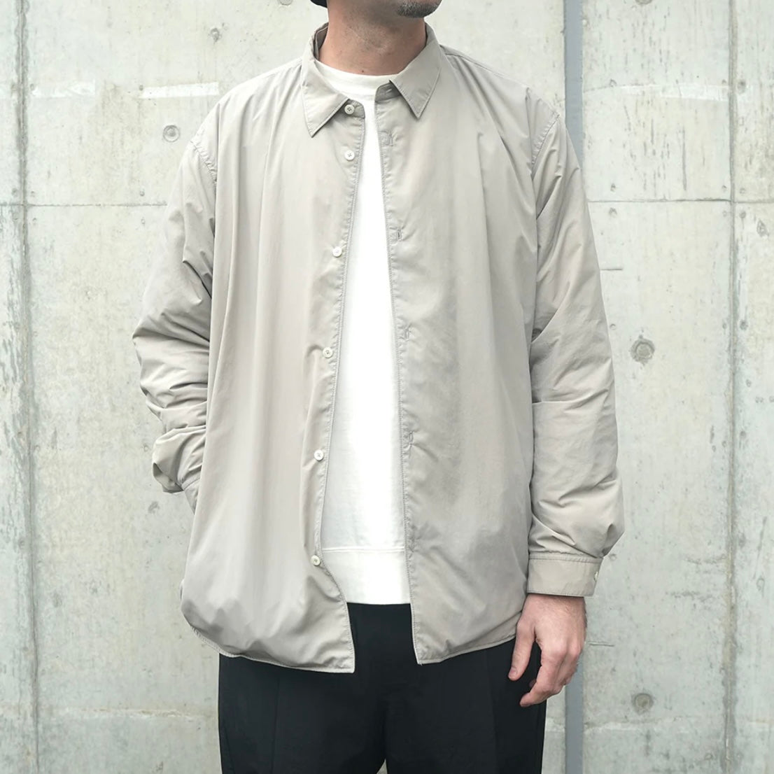 NANGA X MANUAL ALPHABET
-SUPER LIGHT DOWN SHIRT JACKET