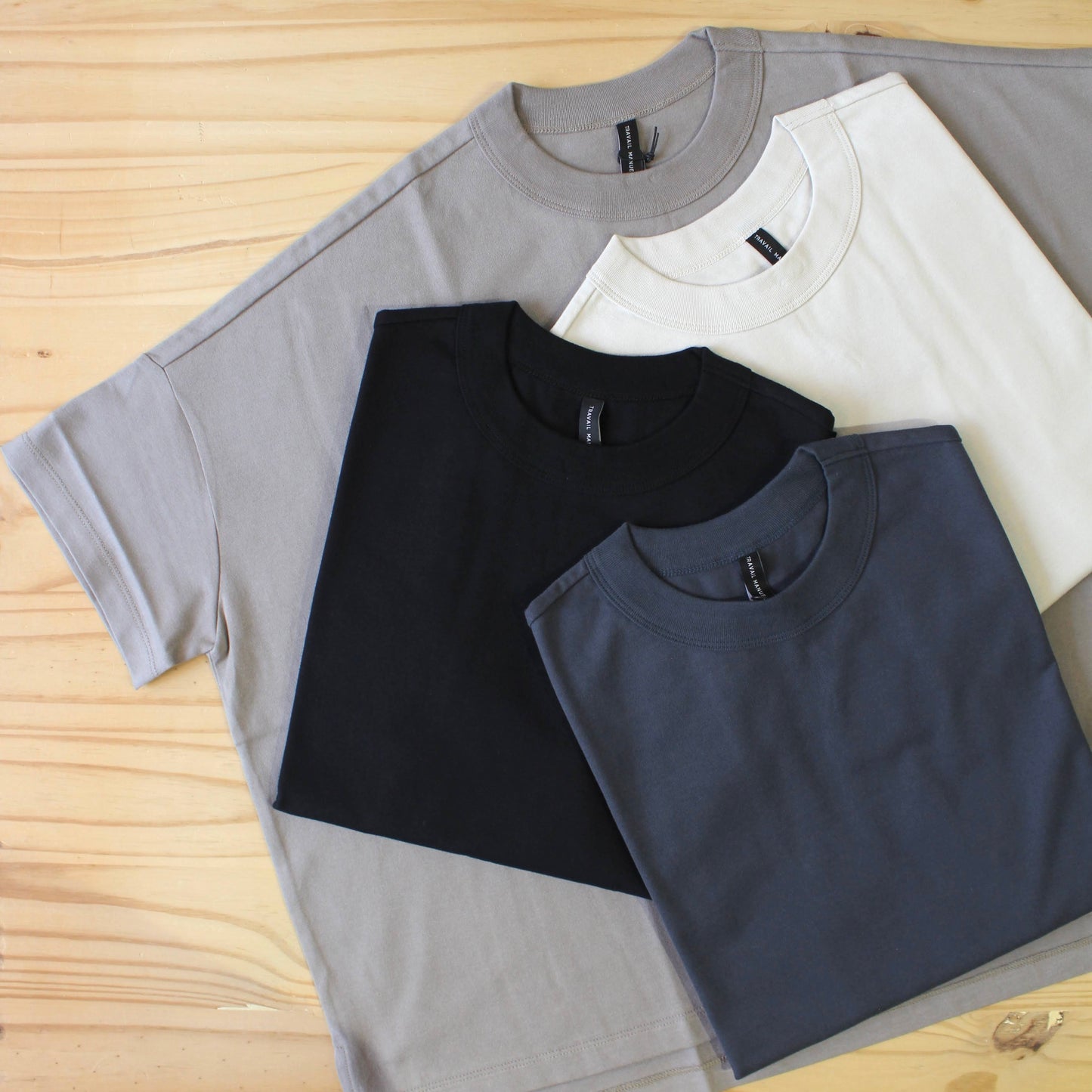 TRAVAIL MANUEL -
TENJIKU LOOSE SLIT S/S TEE