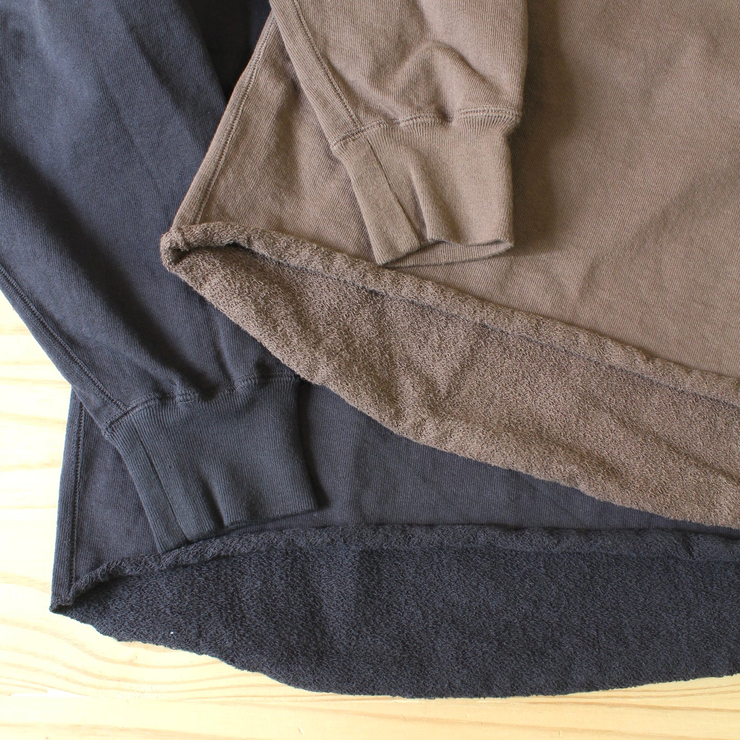 WALLA WALLA SPORT -
13OZ CROSS NECK HOODIE