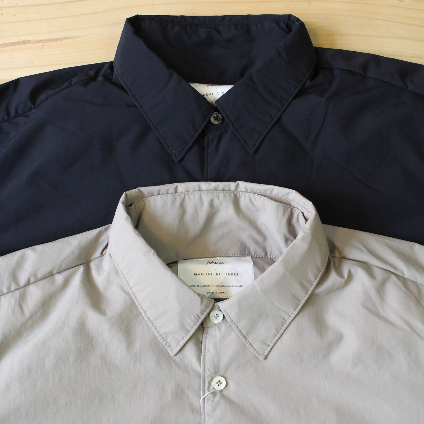 NANGA X MANUAL ALPHABET
-SUPER LIGHT DOWN SHIRT JACKET