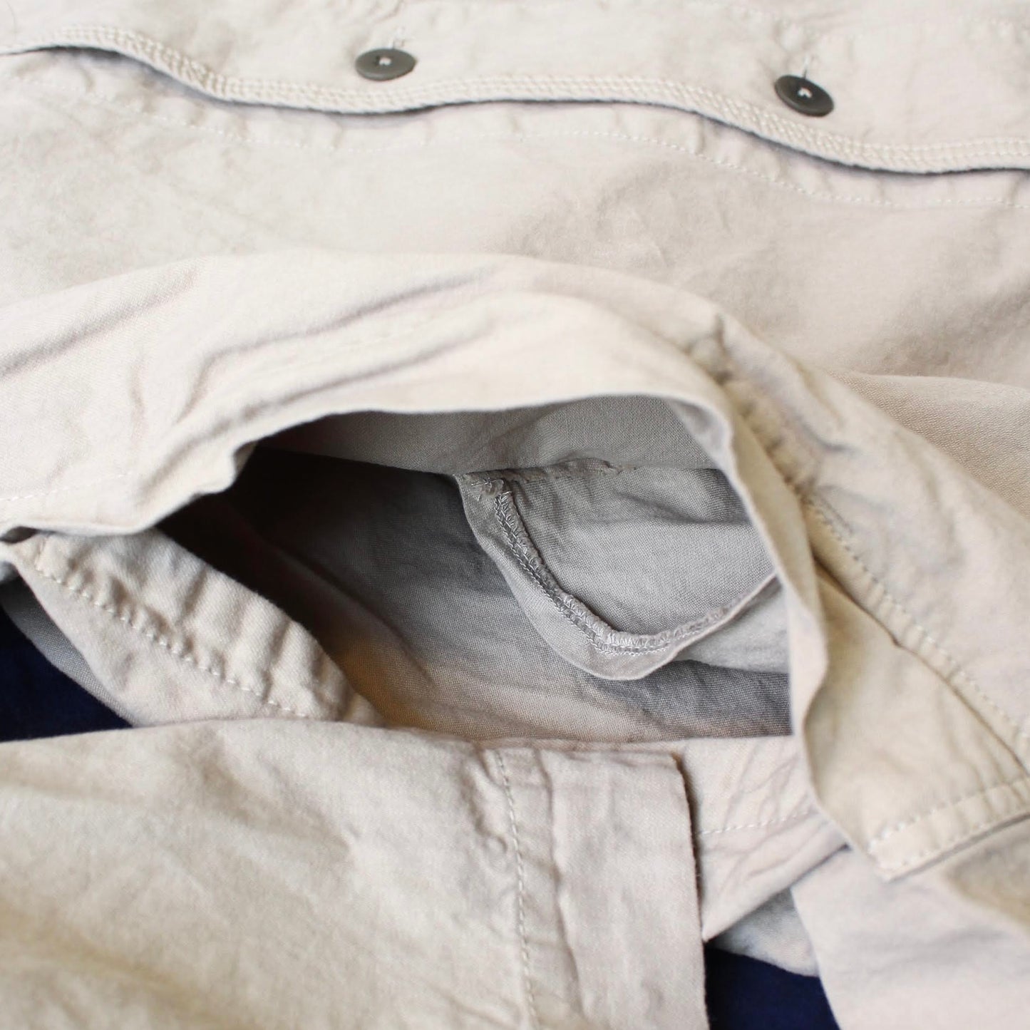REMILLA -
LAB HUNT SMOCK SHIRT