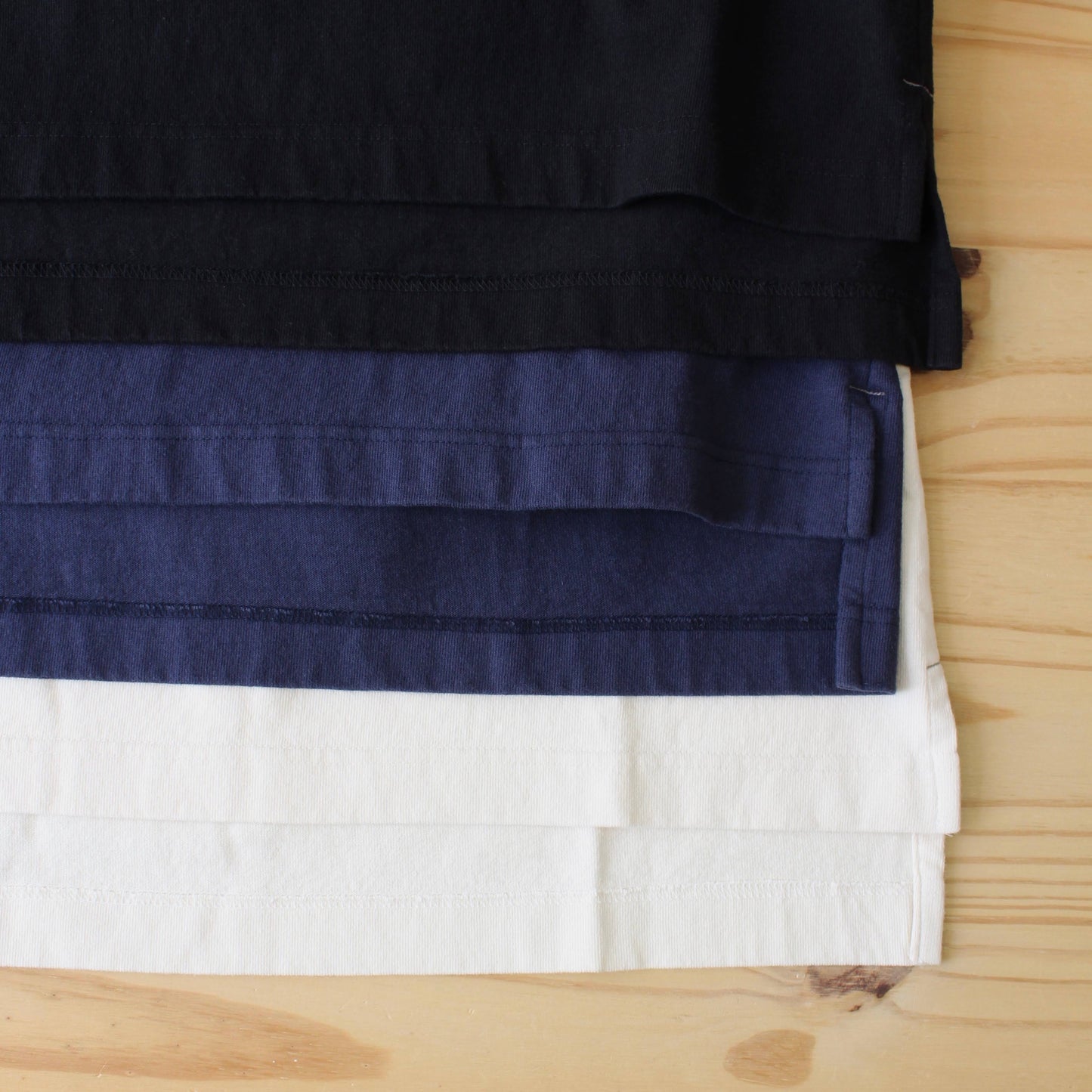 CAMP SERVICE -
TREKKER EMB PULLOVER