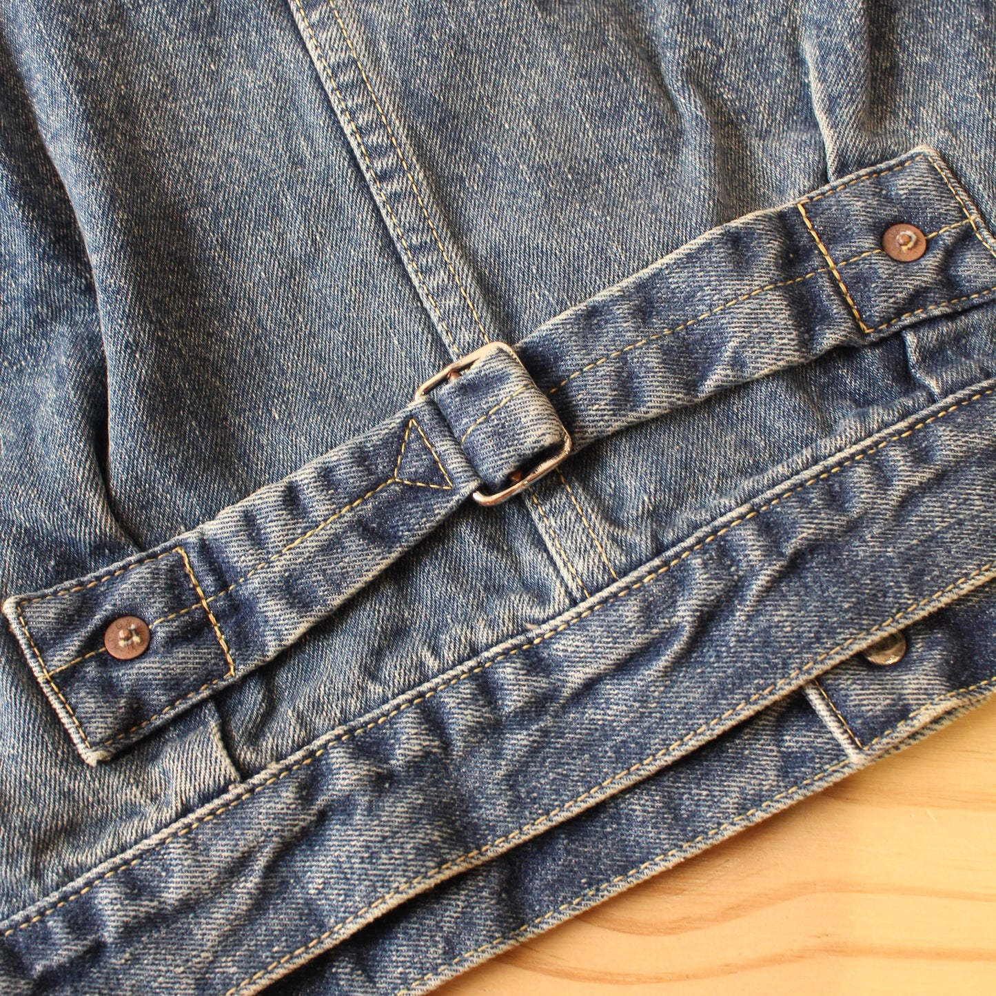 Or Slow -
40'S PLEATED FRONT BLOUSE DENIM JACKET
(USED WASH)
