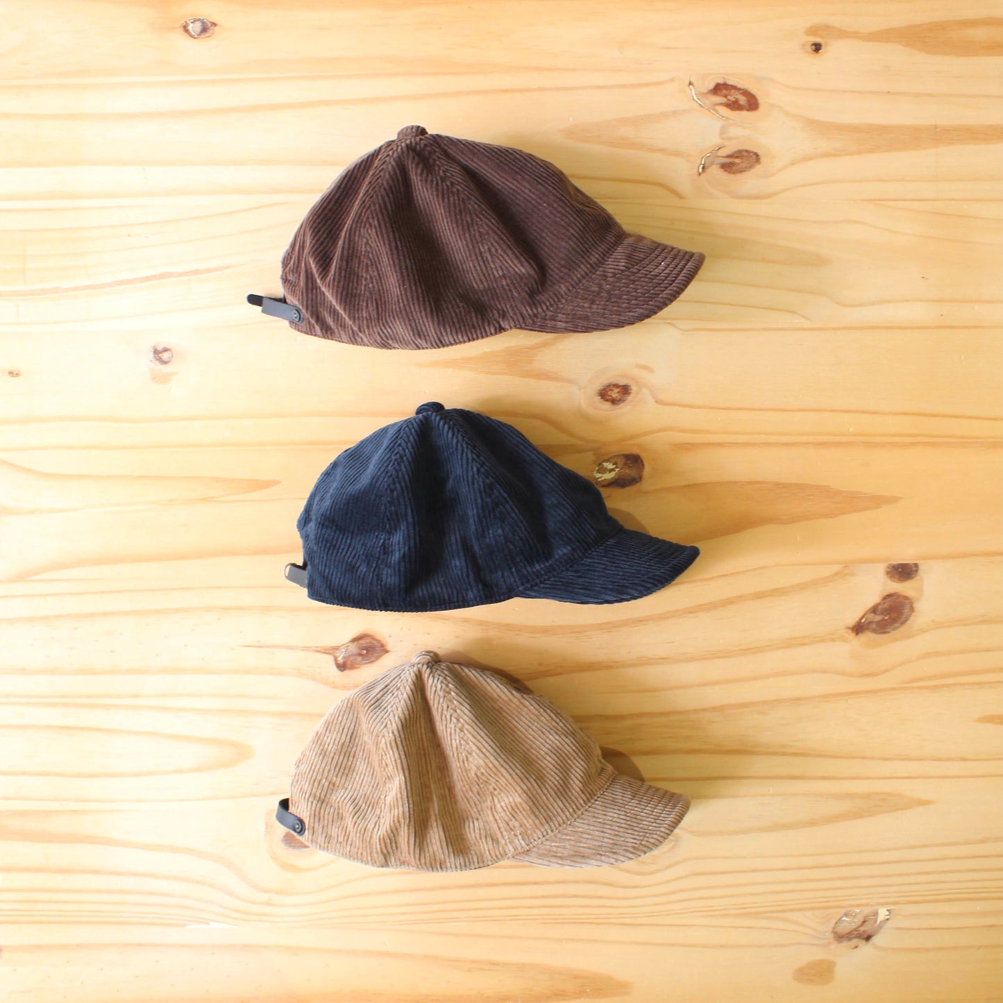 HIGHER - 8wel CORDUROY CAP