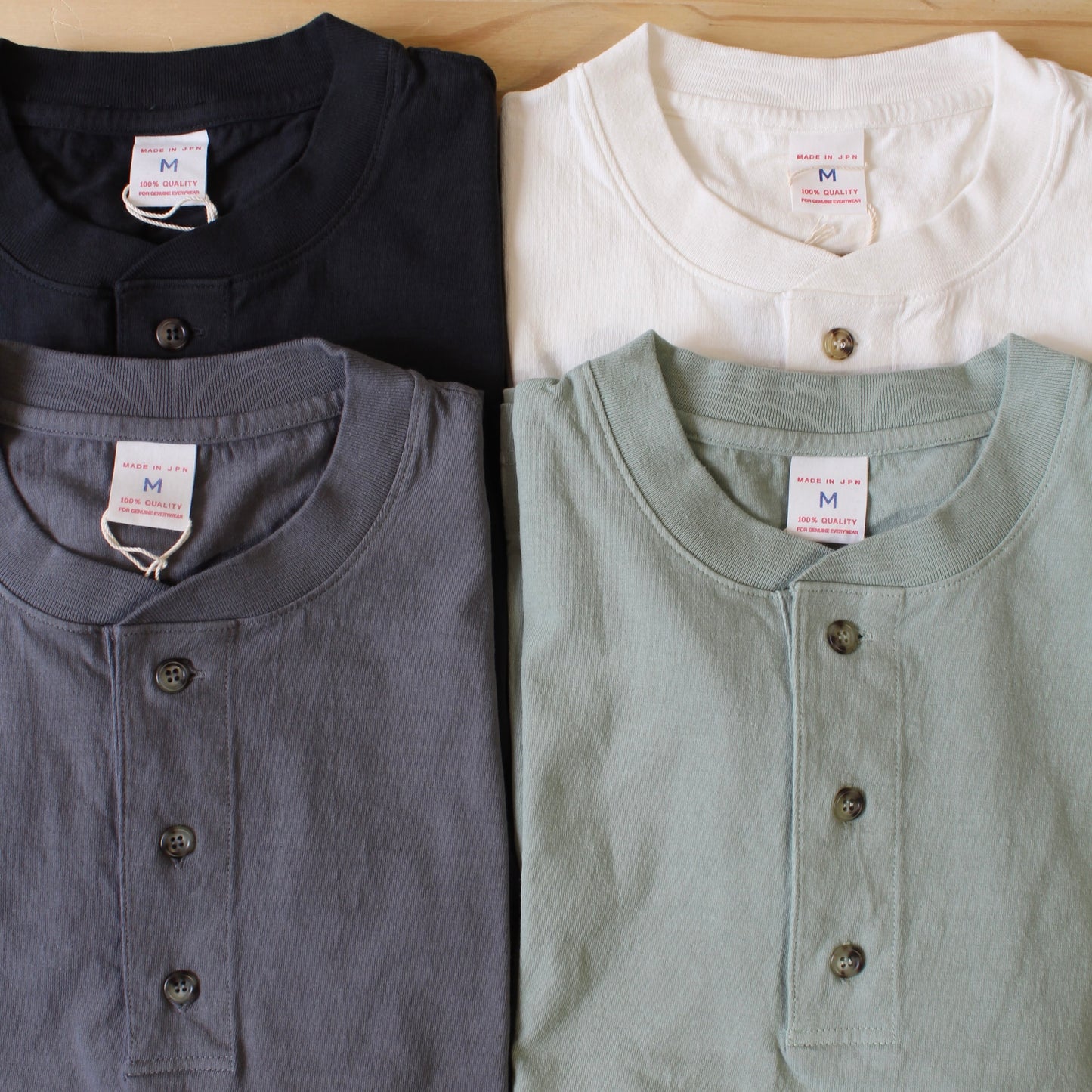 Ahehee - Henley Tee