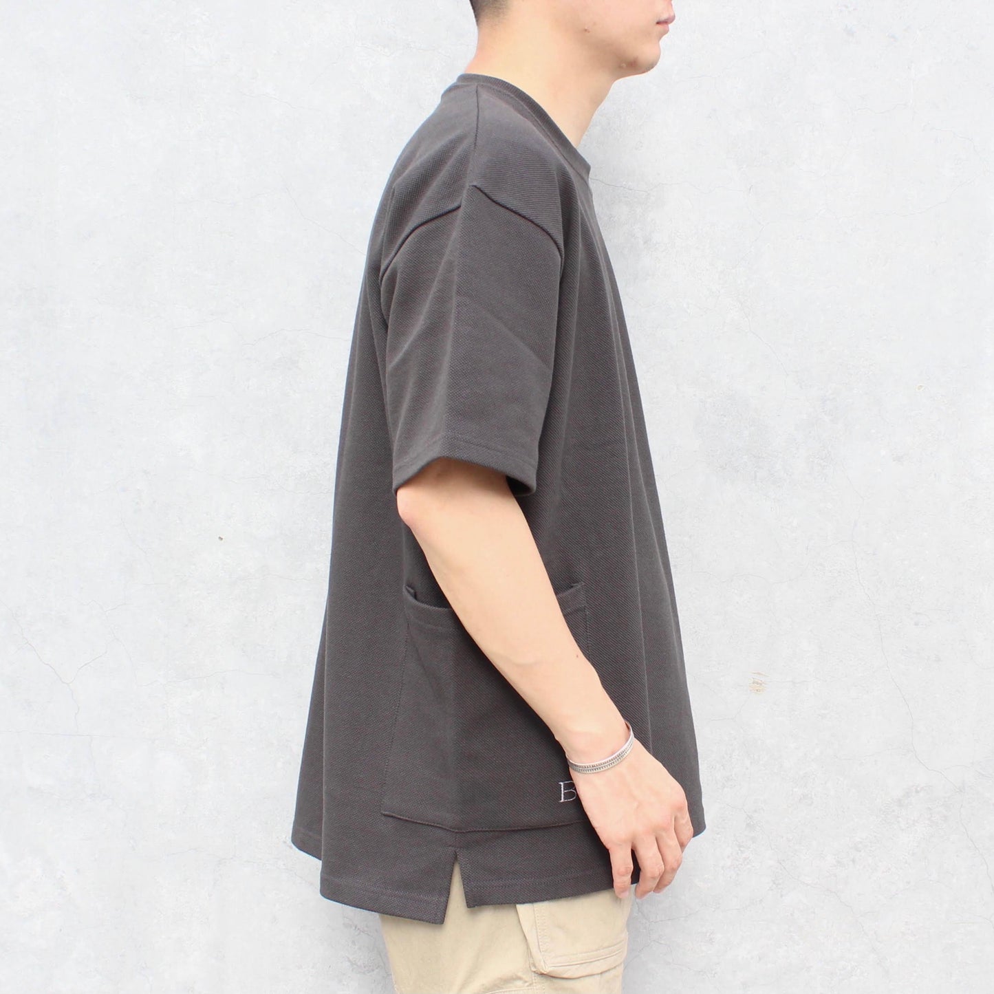 Branchworks - SIDE POCKET WIDE TEE