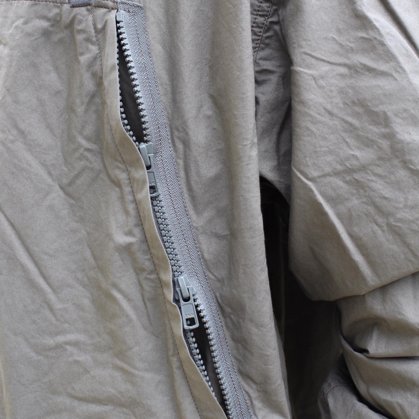 CAMP SERVICE - COVER OVER PARKA (KHAKI)