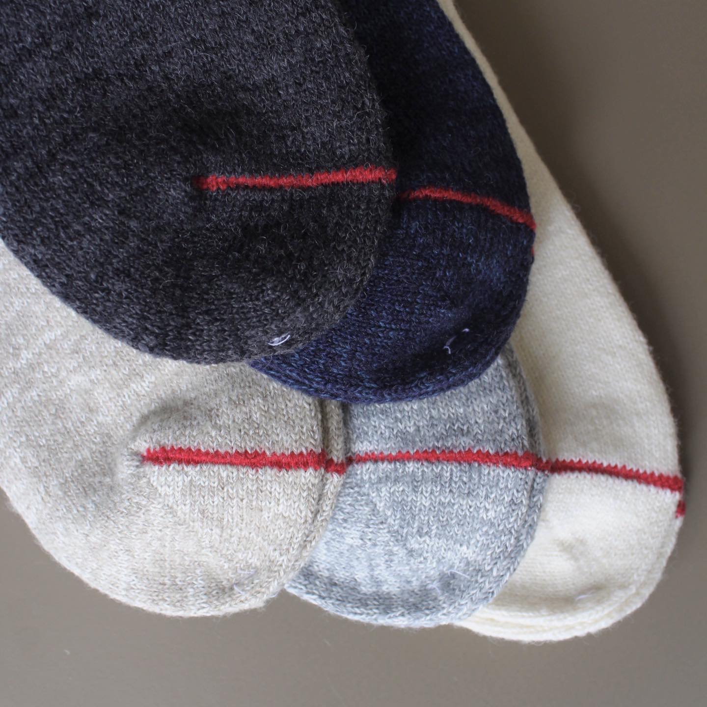 Mauna Kea Socks - 2 SWITCHING TOP LINE SOCKS