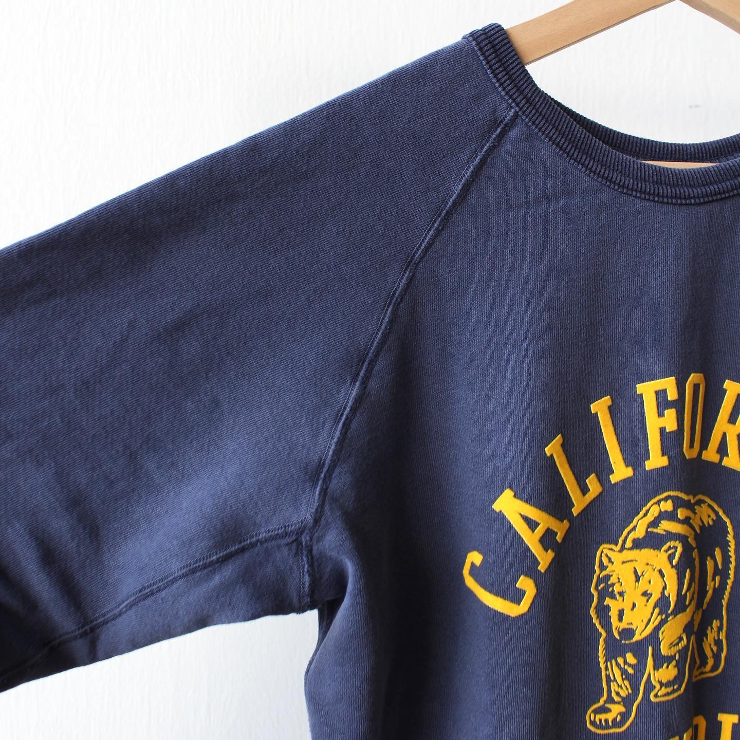 MIXTA - VINTAGE RAGLAN SWEATSHIRT