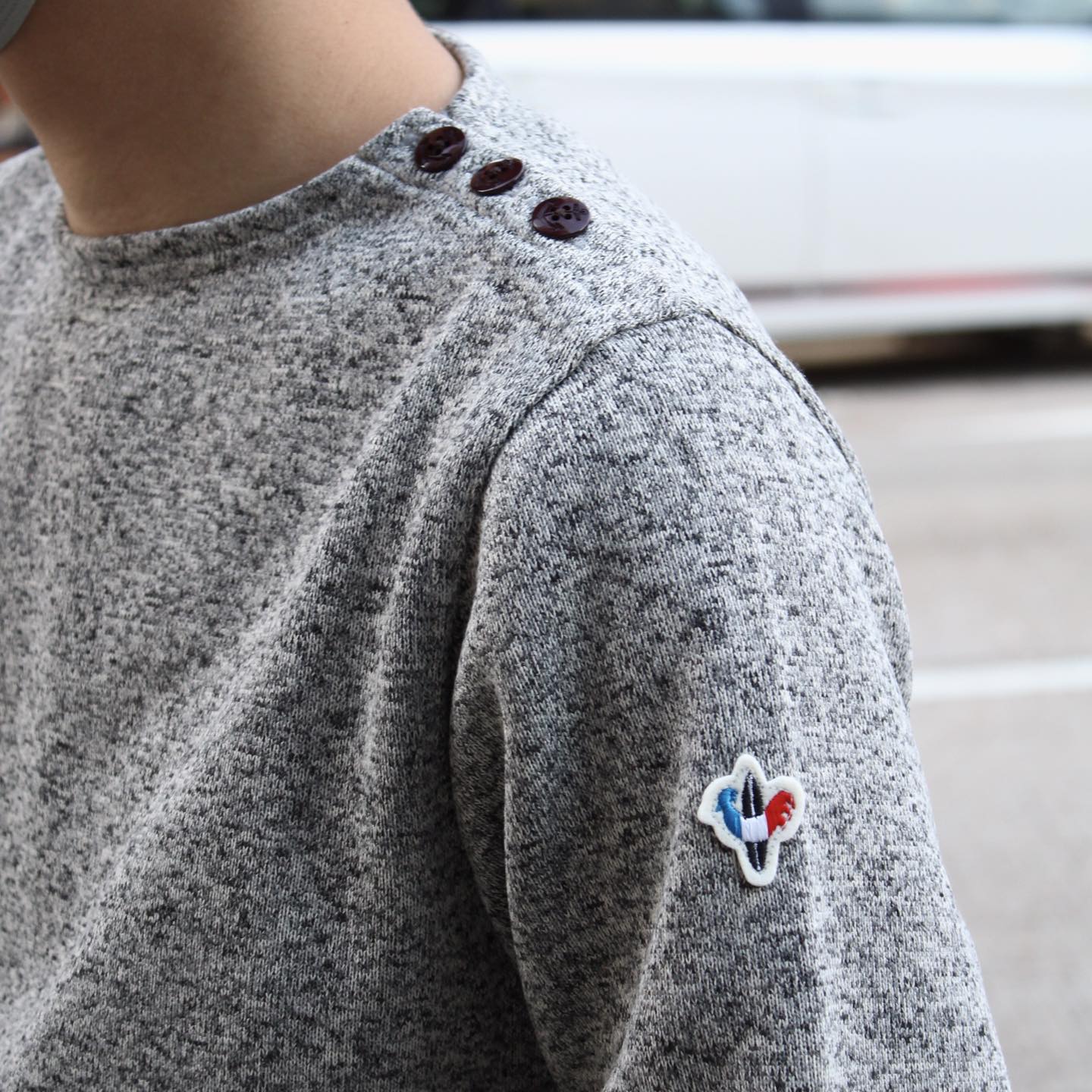 ARVOR MAREE - SHOULDER BUTTON FLEECE