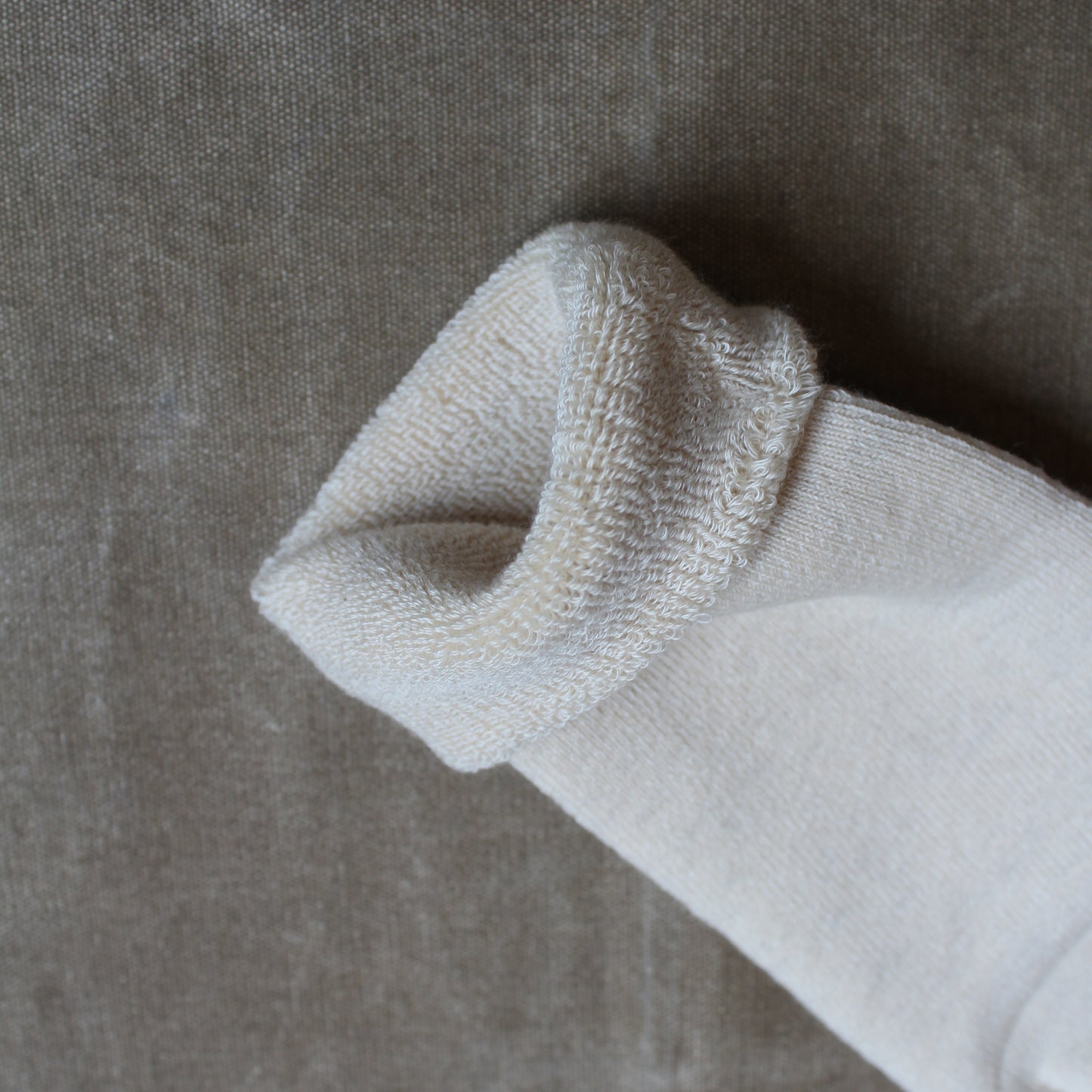 yahae - ORGANIC COTTON BLENDED YAK PILE TABI SOCKS