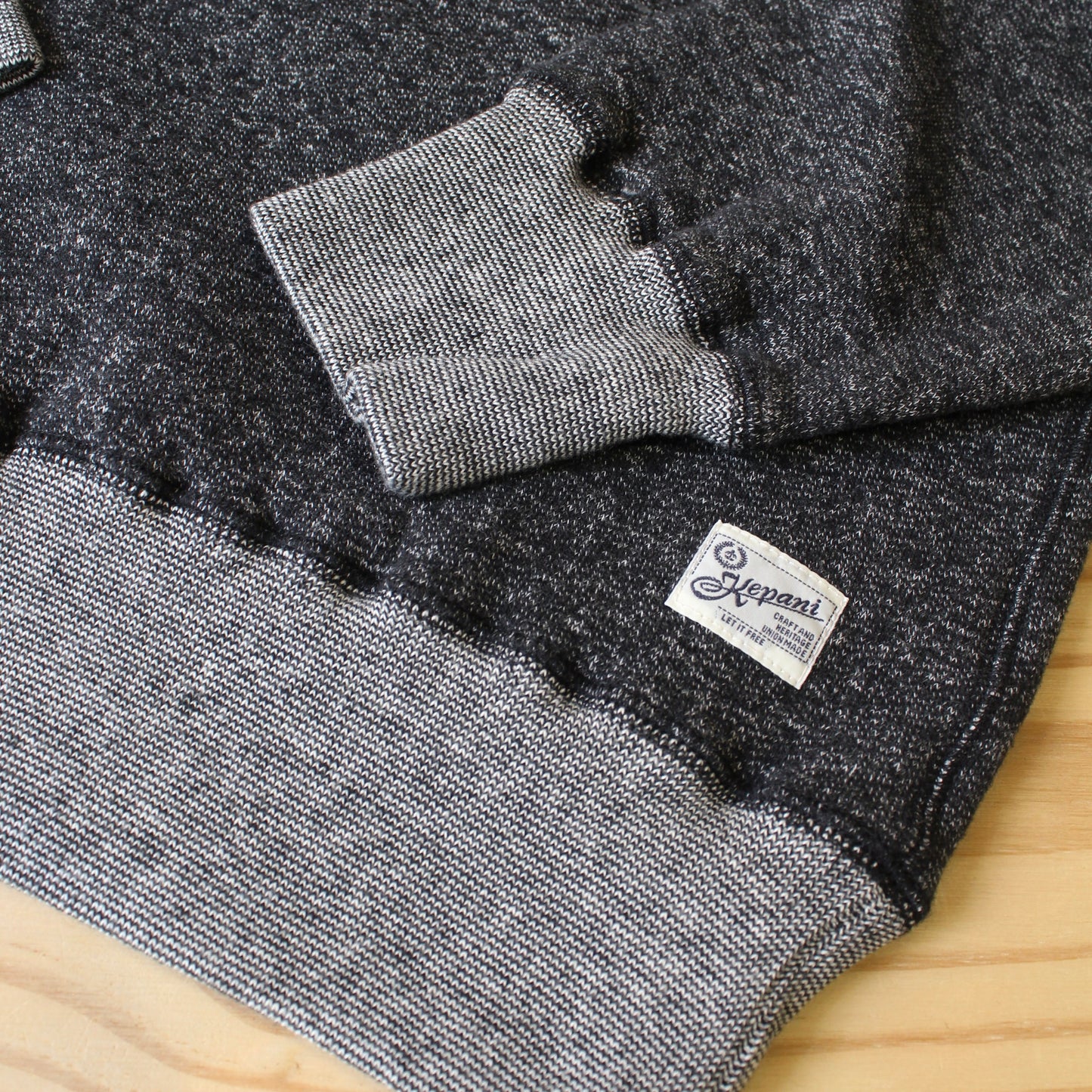 Kepani -
 Laie Pocket Mock Sweat