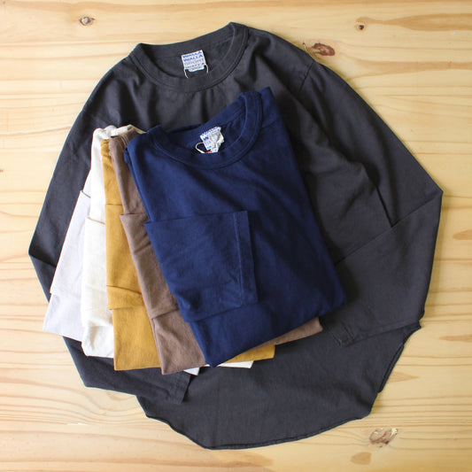 Walla Walla Sport - 
L/S SET IN TEE