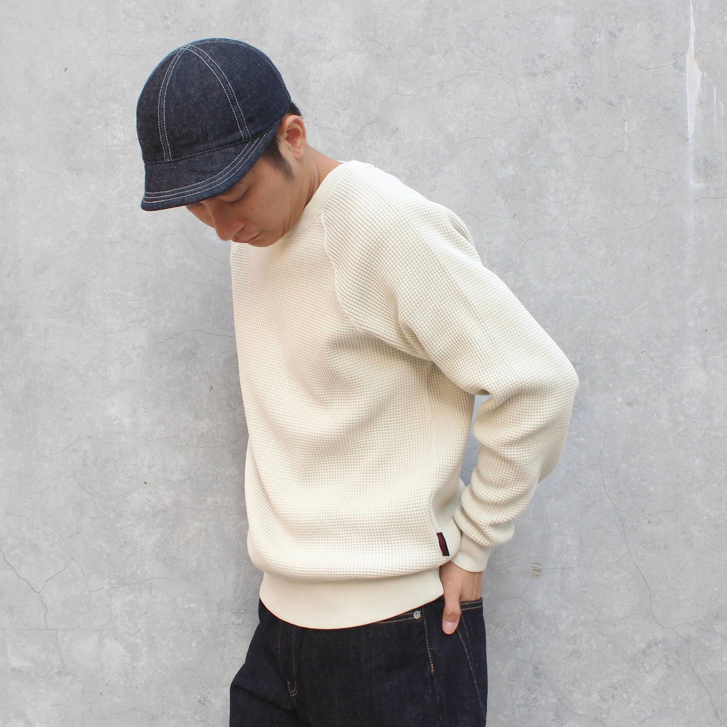 GRAMICCI -
 WAFFLE CREW SWEAT