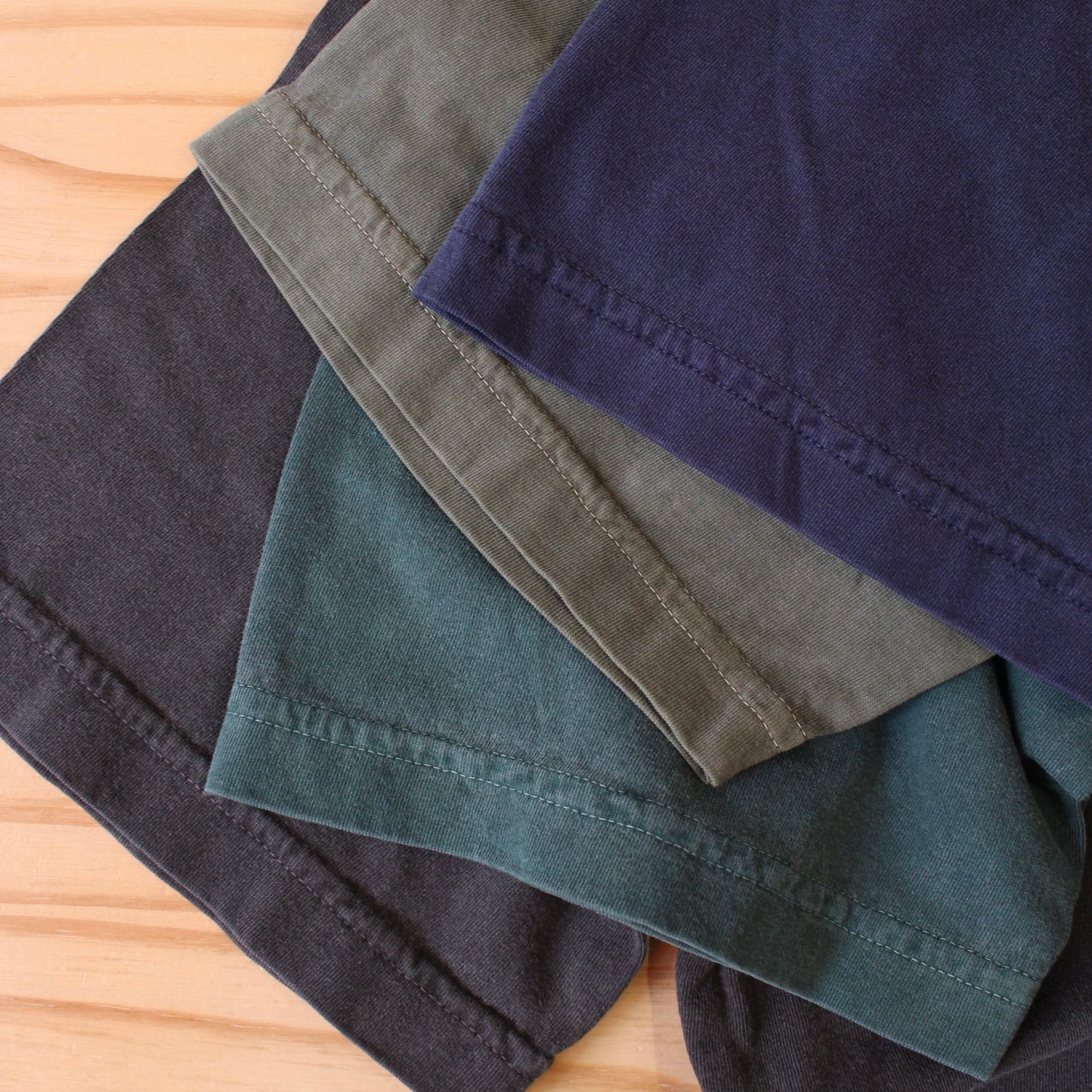 REDWOOD CLASSICS -
 KAYAK S/S CREW NECK TEE
 (GARMENT DYE)