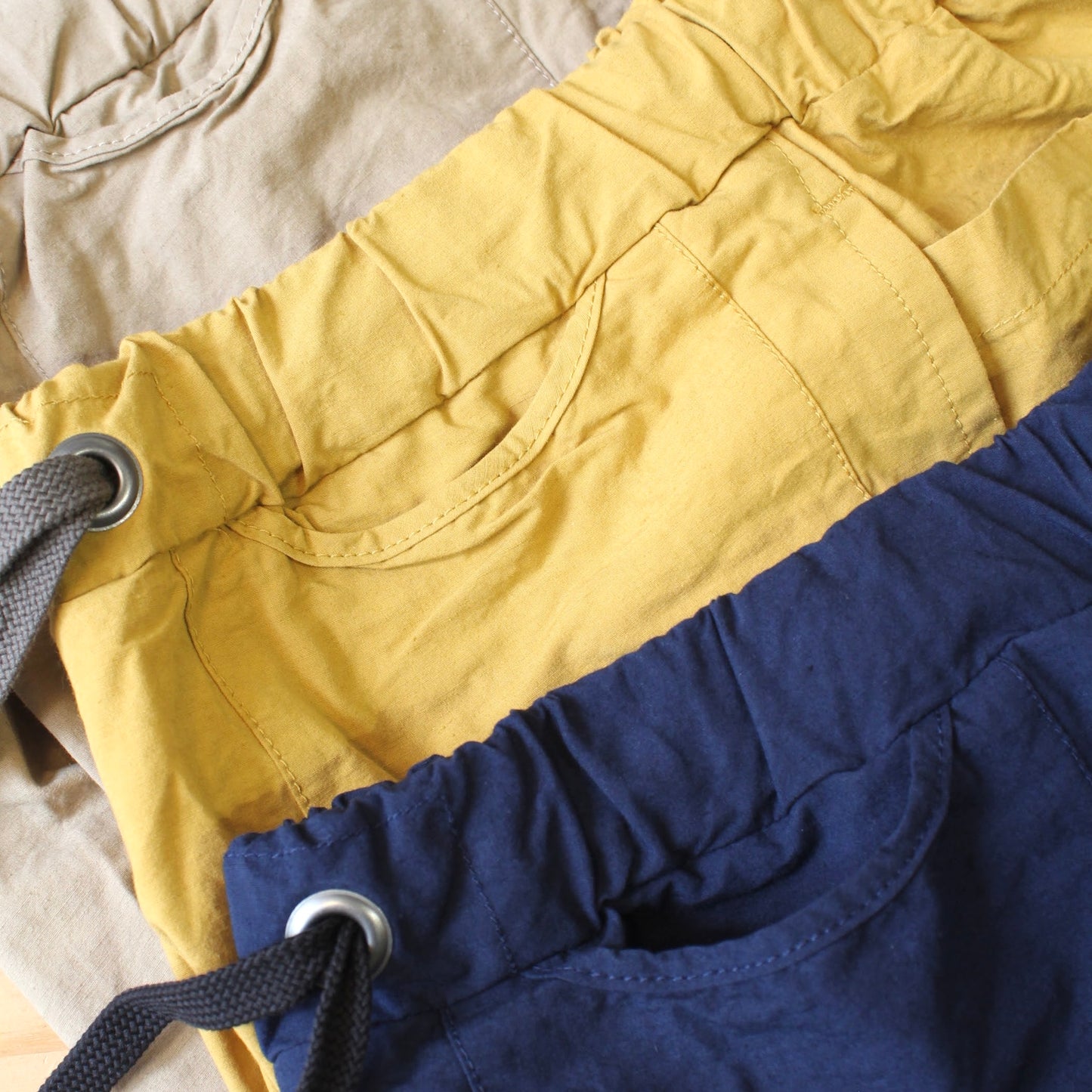 REMILLA -
COTTON LINEN HIDA SHORTS