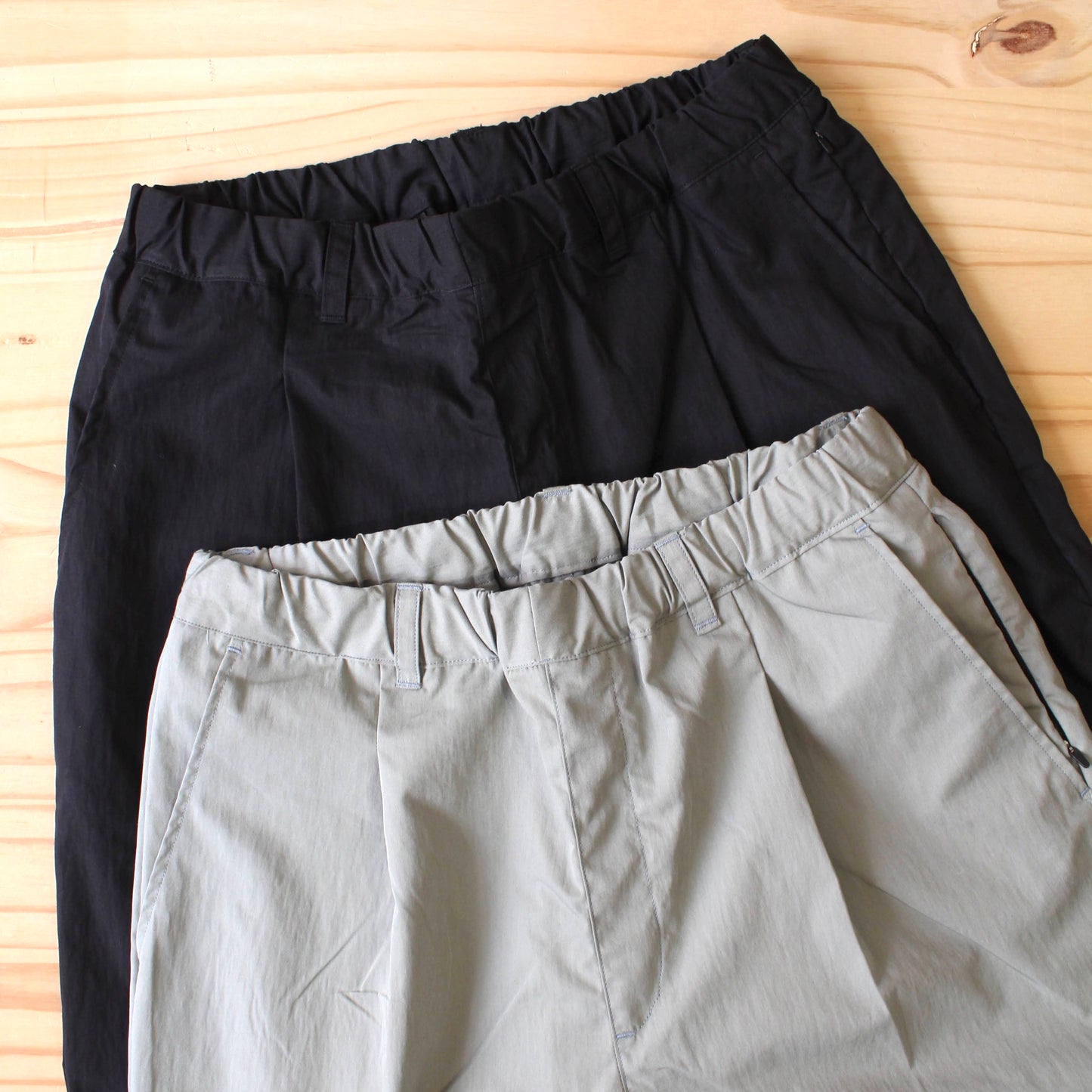 MANUAL ALPHABET - 
COTTON NYLON WEATHER PANTS