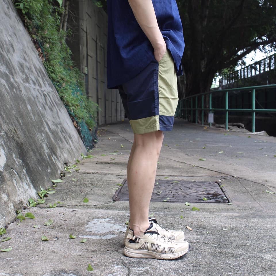 MOUNTAIN HARD WEAR JAPAN - CAMP 4 SHORTS