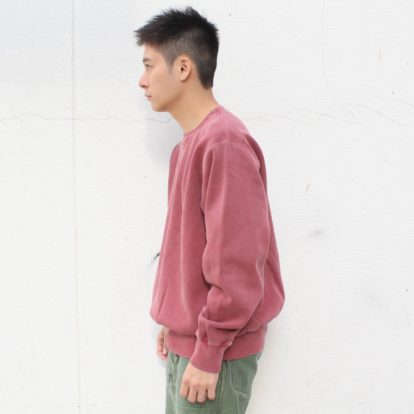 REDWOOD CLASSICS -
 HEAVYWEIGHT CREWNECK SWEATSHIRT WITH V INSERT
 (GARMENT WASHED)