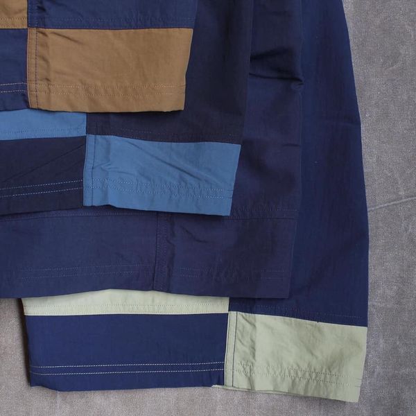 MOUNTAIN HARD WEAR JAPAN - CAMP 4 SHORTS