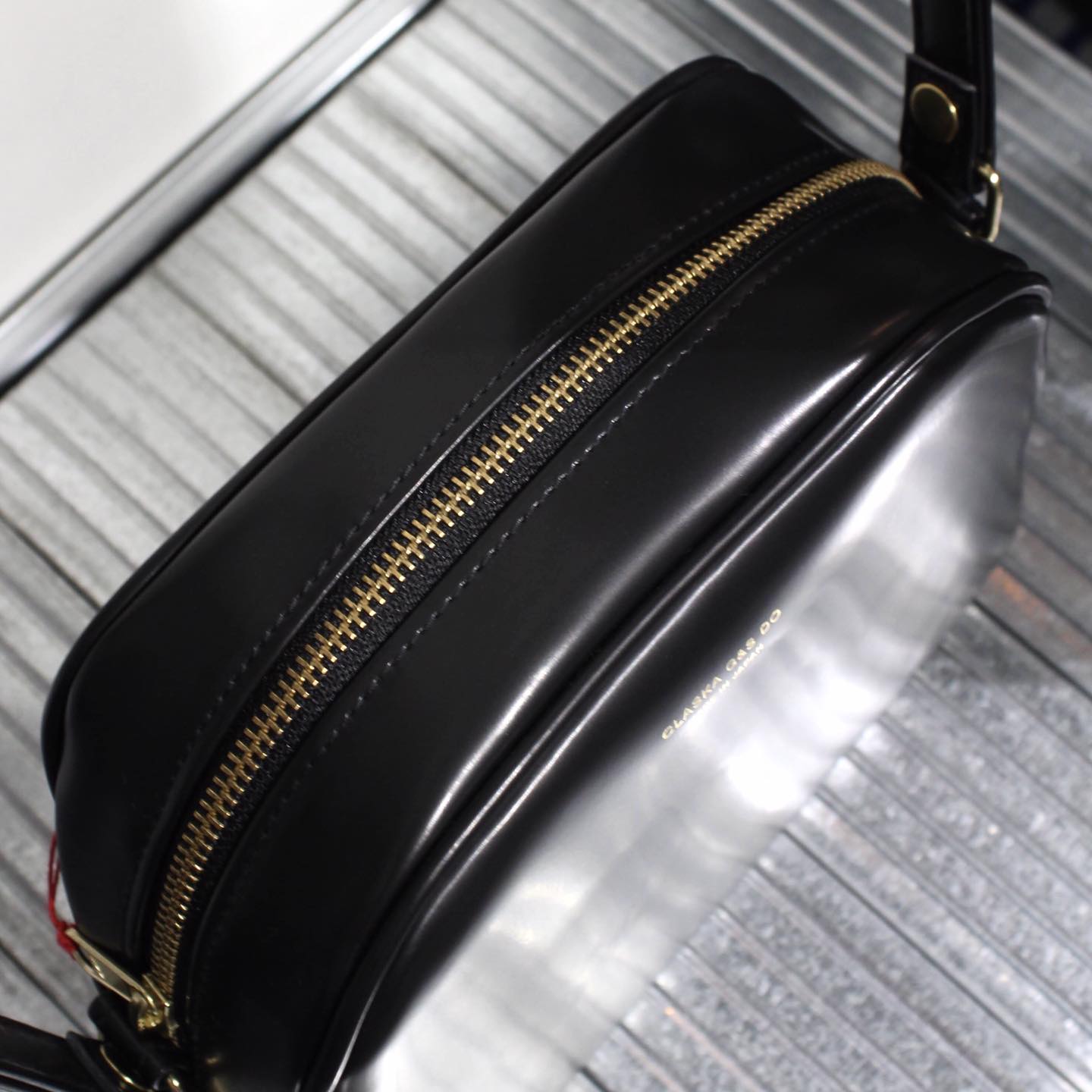 CLASKA Gallery & Shop “DO” - ARCH SHOULDER BAG