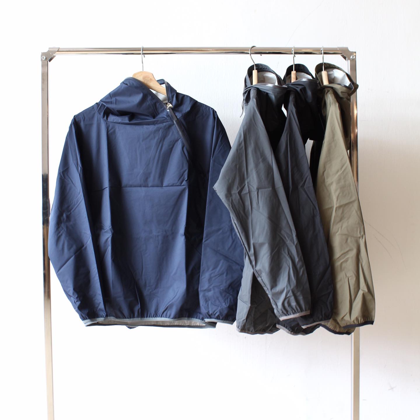CAMP SERVICE - CORE ITEM SLASH PARKA